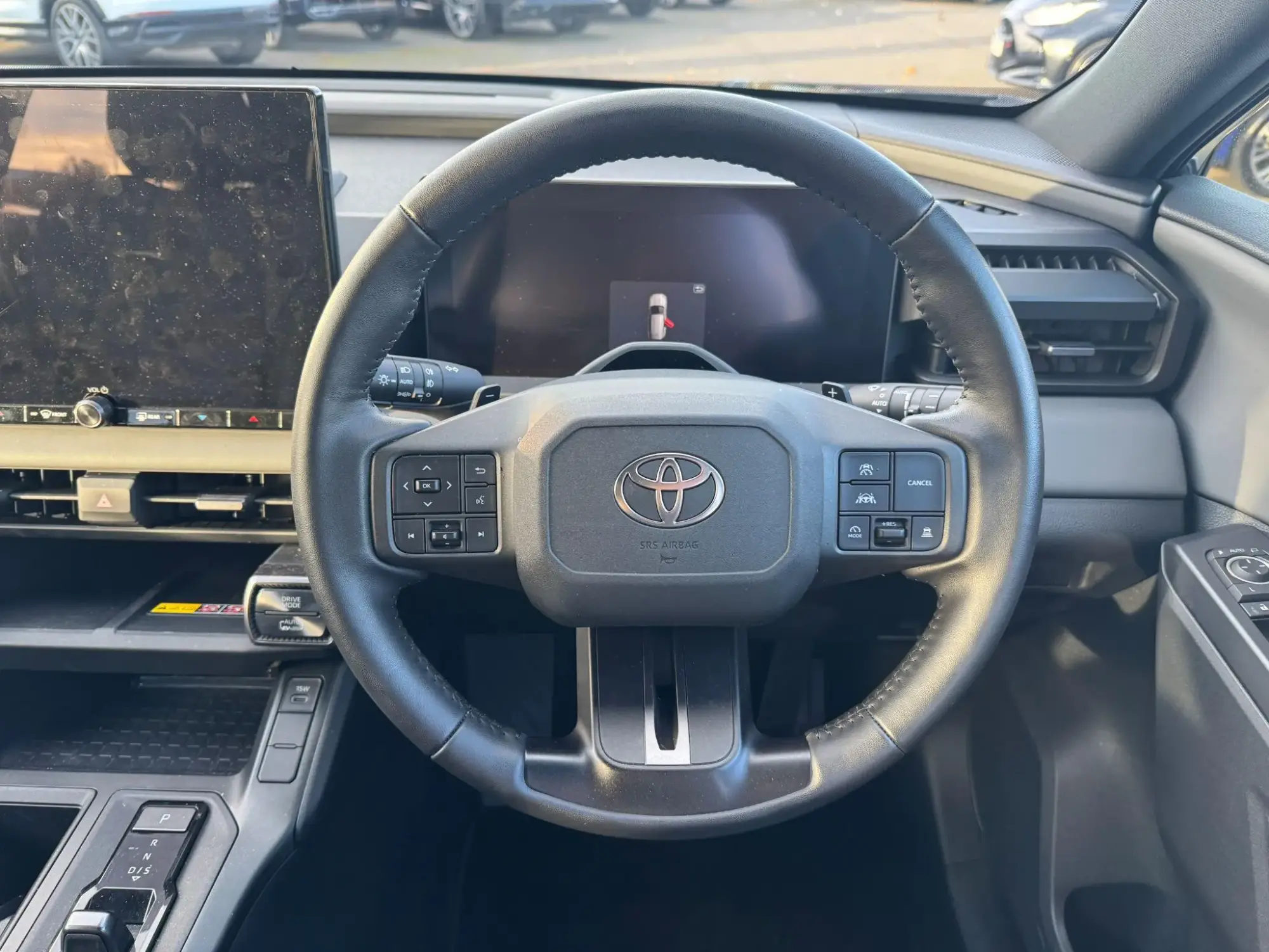 Toyota RAV4 Image 16