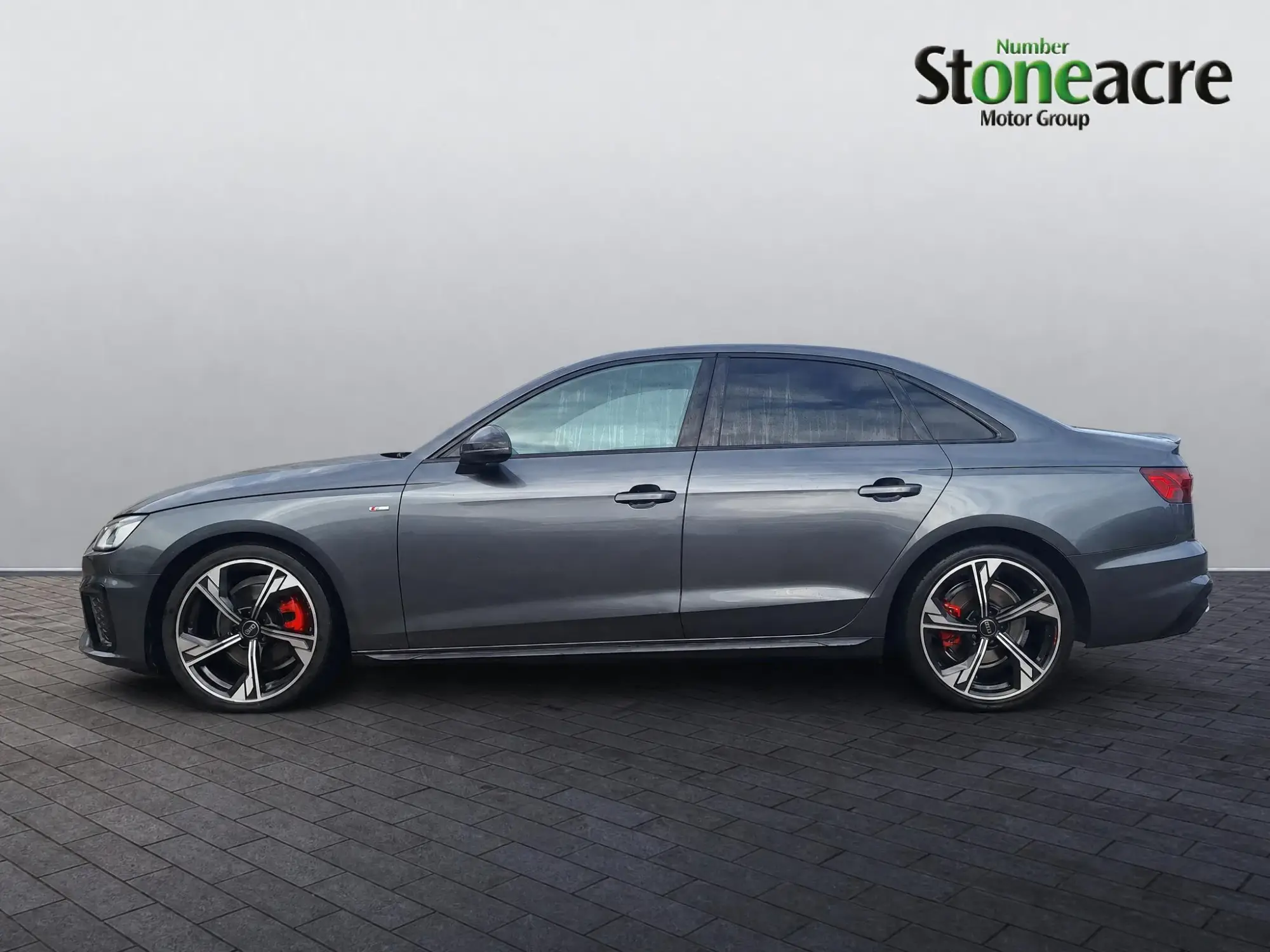 Audi A4 Saloon Image 6 Audi A4 Saloon Image 6