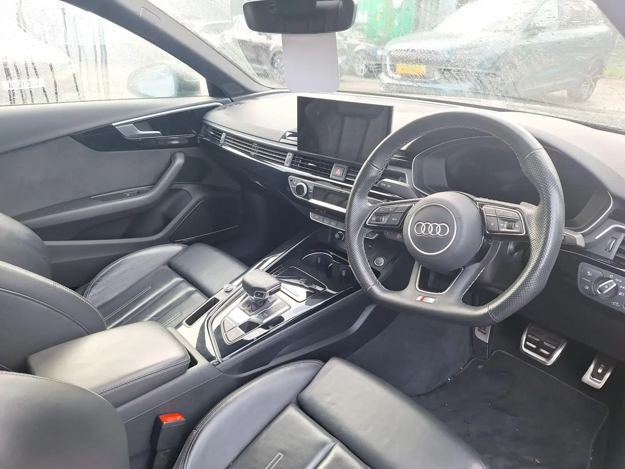 Audi A4 Saloon Image 9 Audi A4 Saloon Image 9