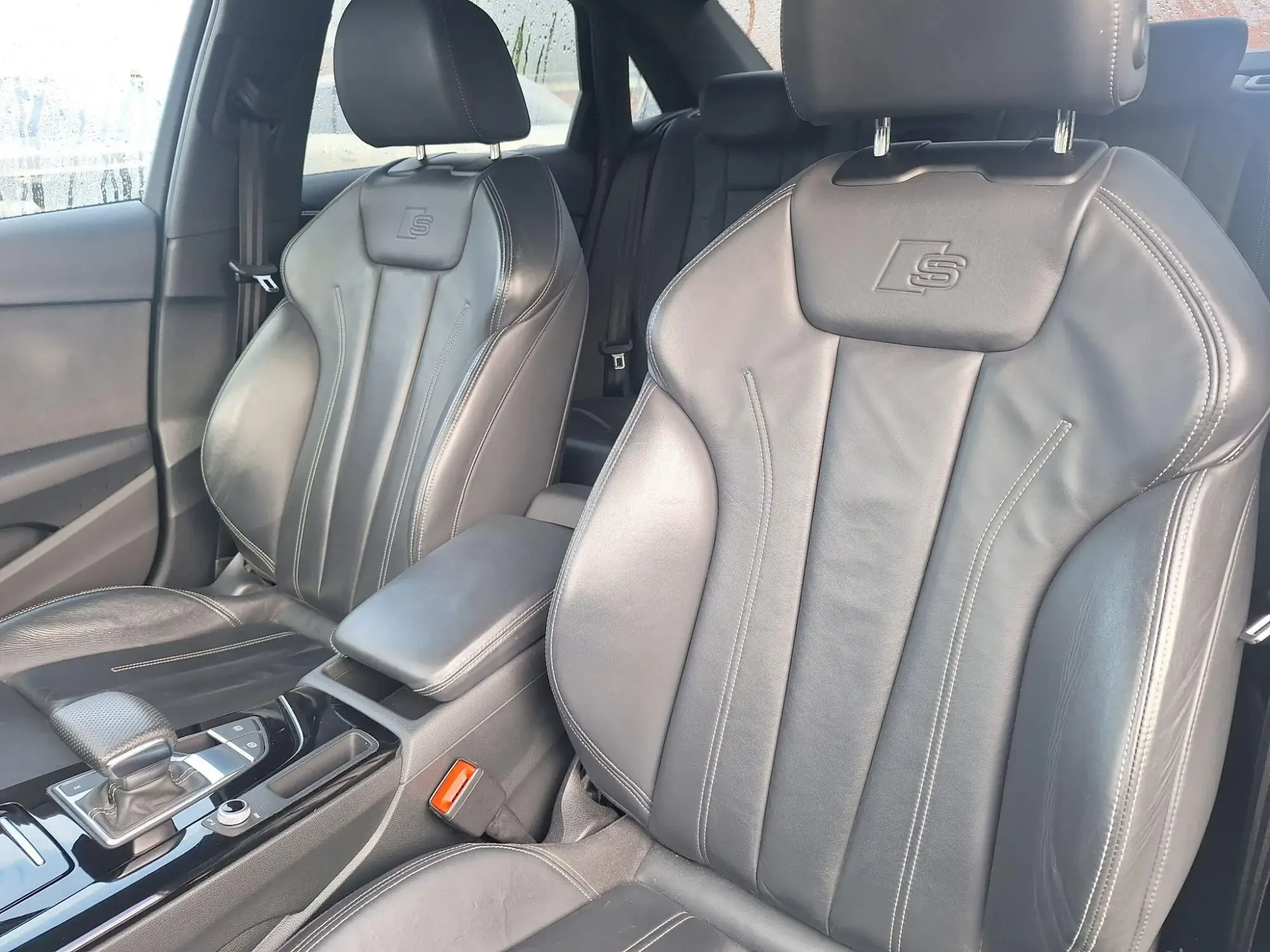 Audi A4 Saloon Image 33 Audi A4 Saloon Image 33