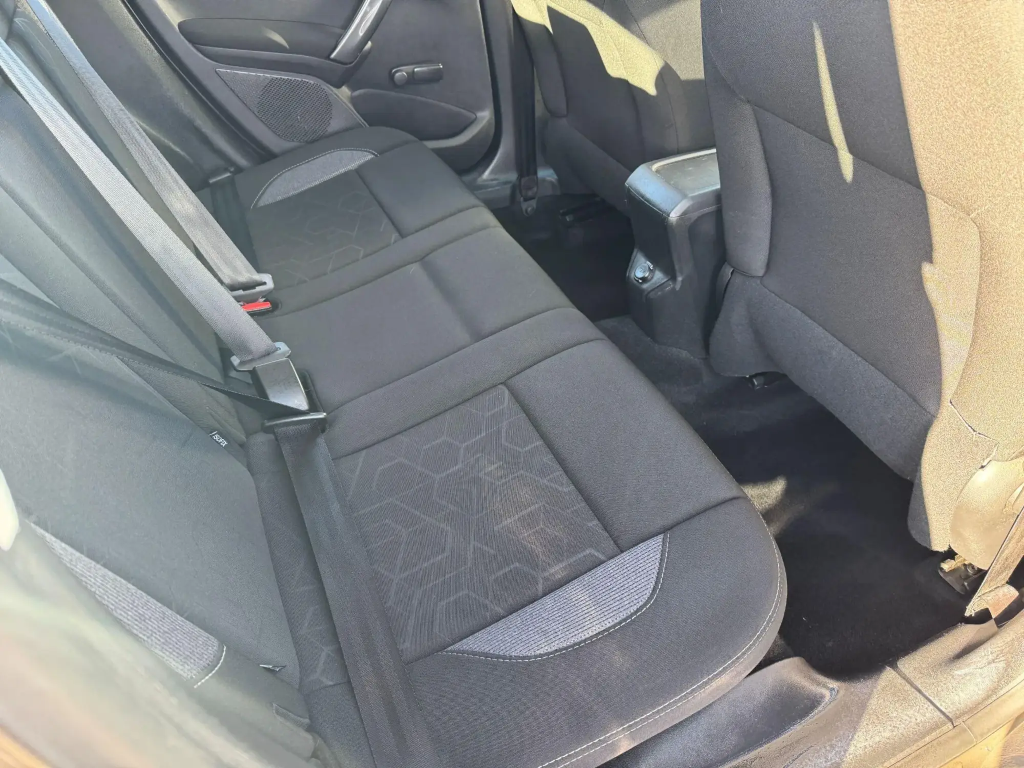 Peugeot 2008 Image 12
