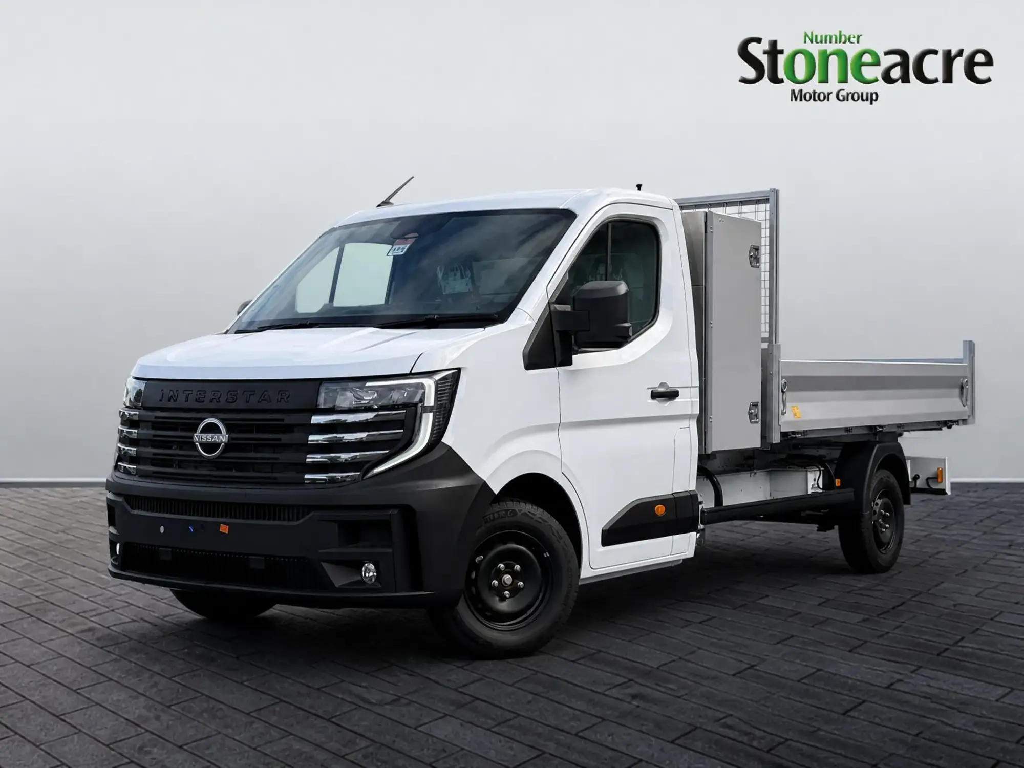 Nissan Interstar Image 9