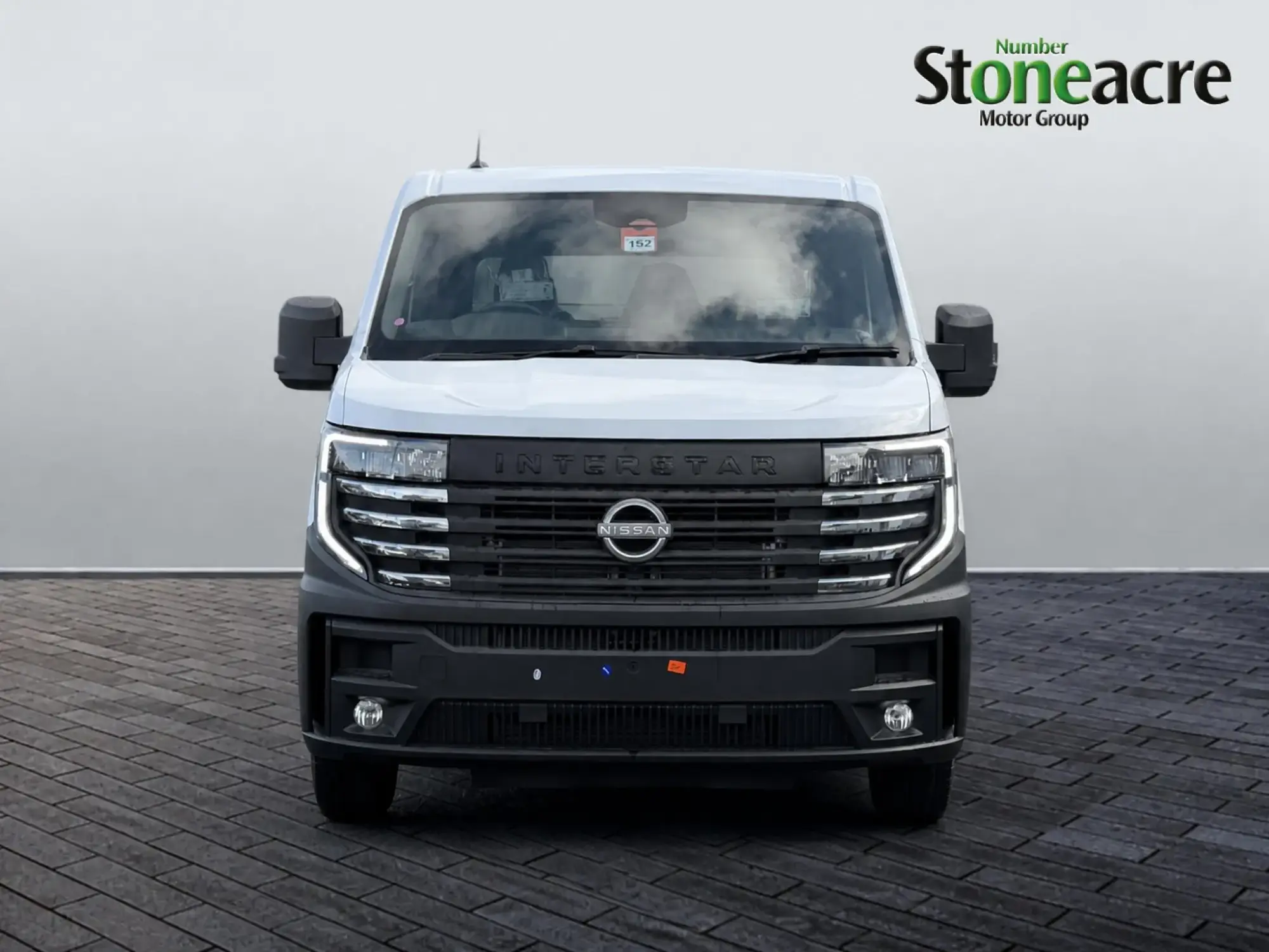Nissan Interstar Image 10