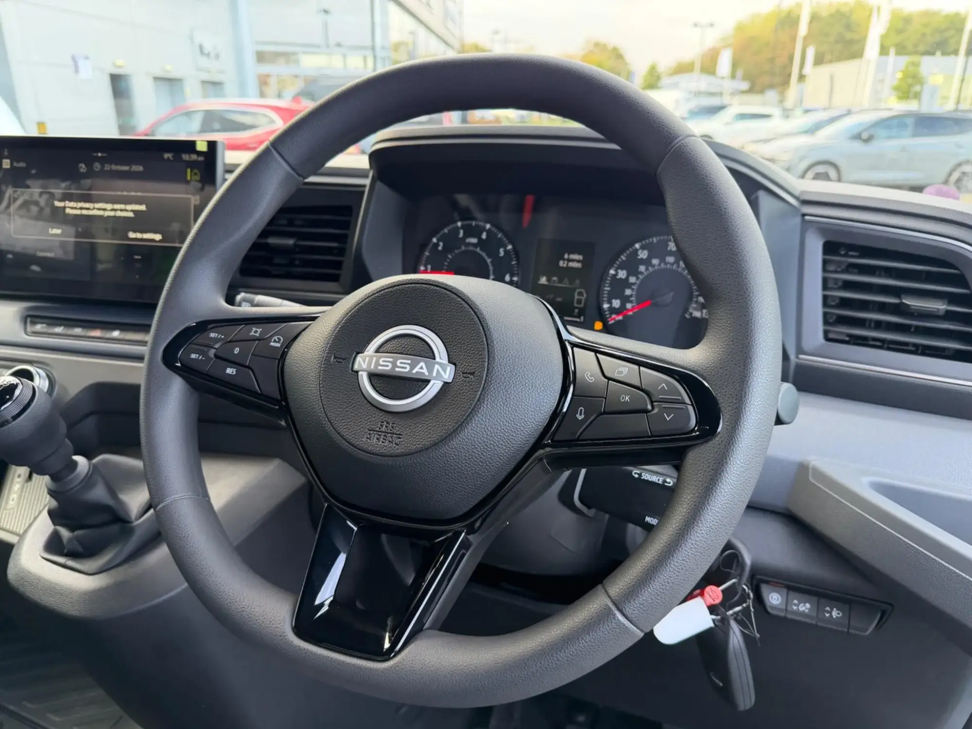 Nissan Interstar Image 18