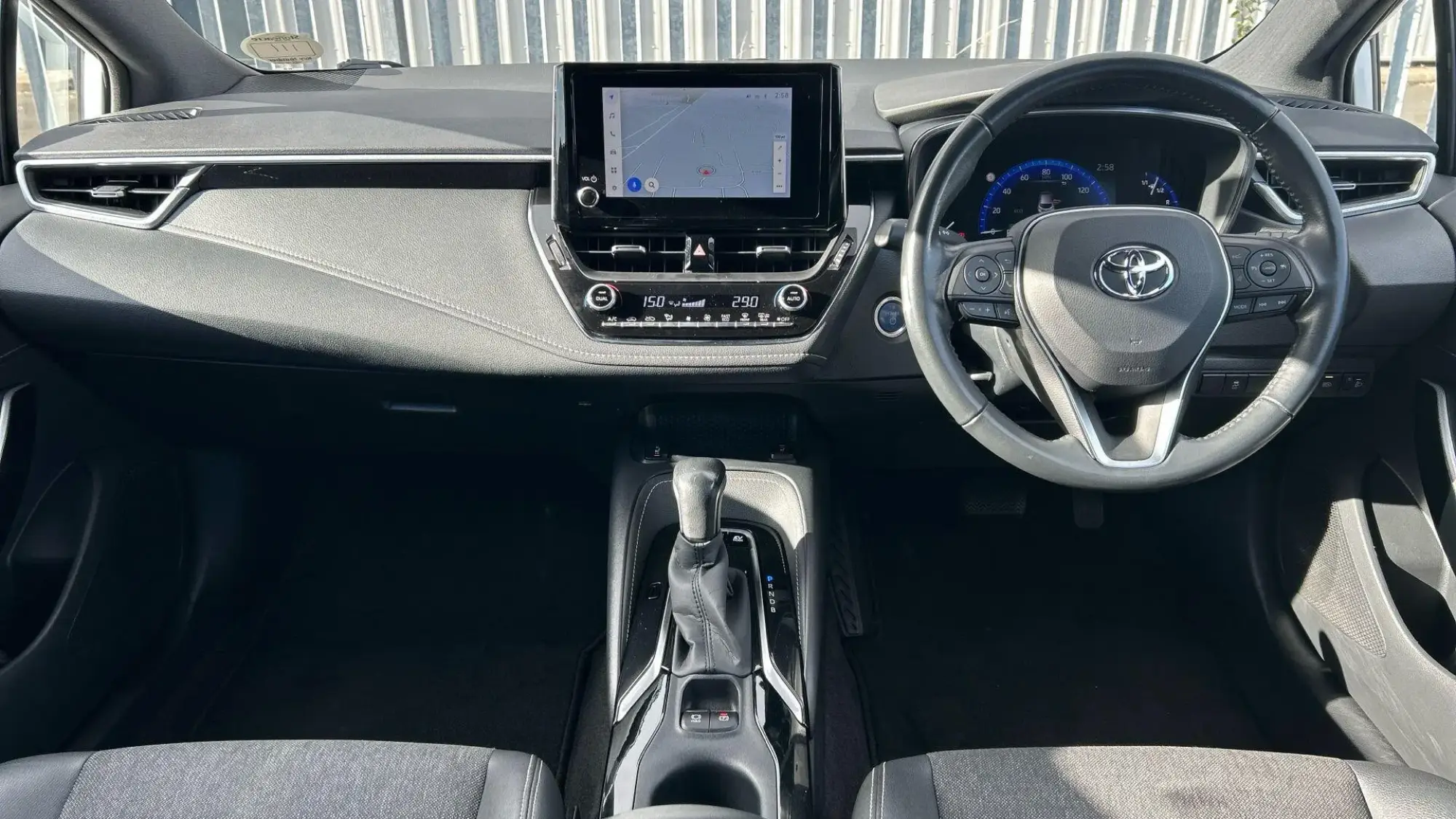Toyota Corolla Hybrid Image 9 Toyota Corolla Hybrid Image 9