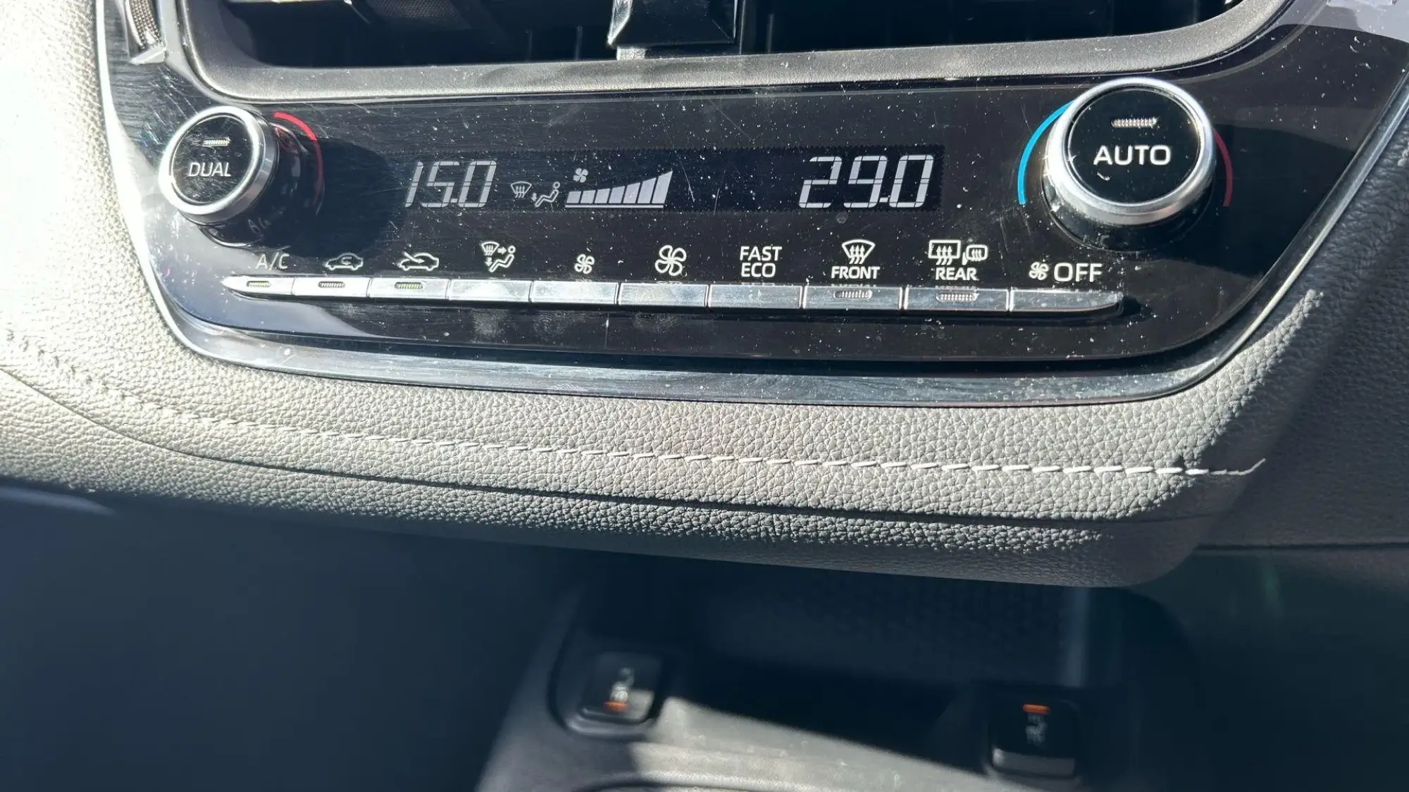 Toyota Corolla Hybrid Image 32 Toyota Corolla Hybrid Image 32