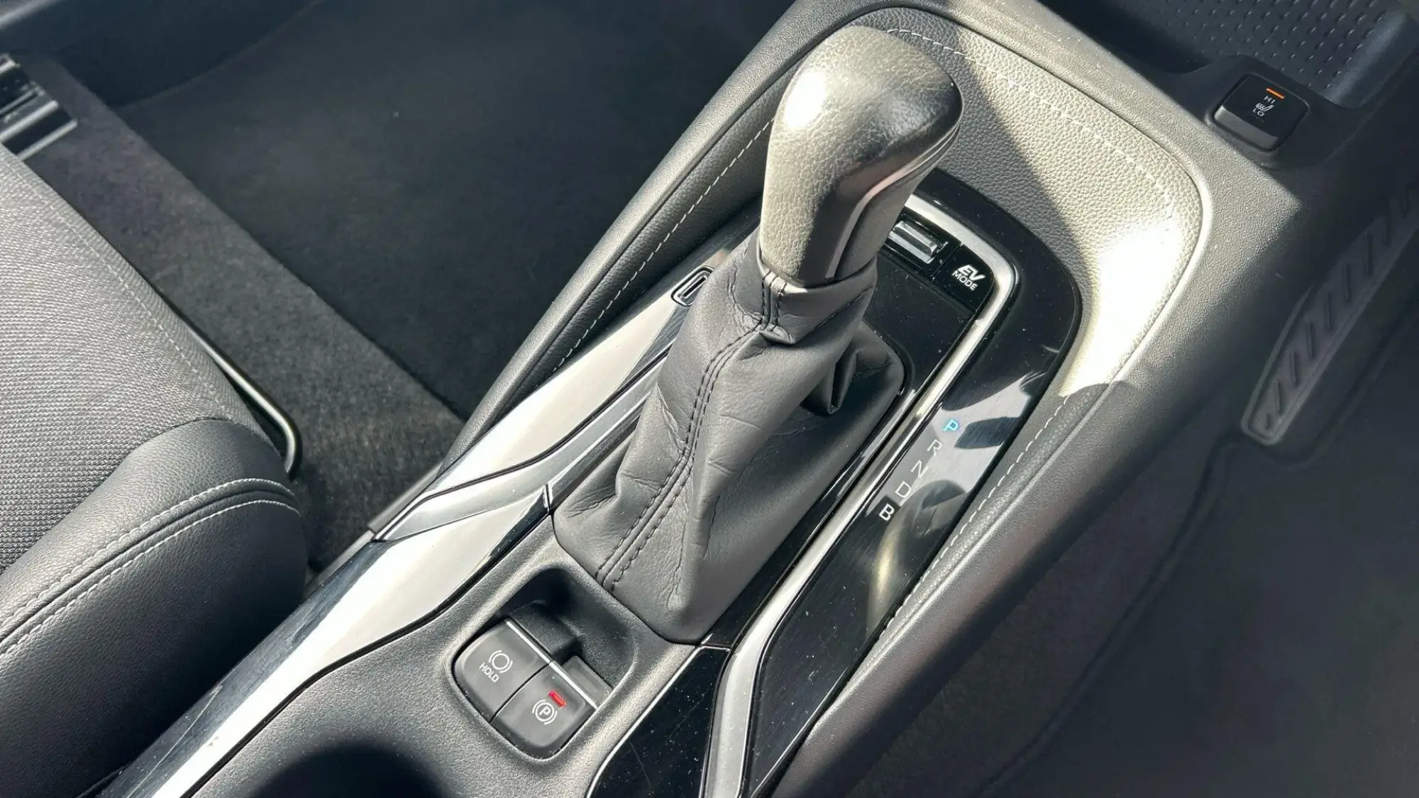 Toyota Corolla Hybrid Image 35 Toyota Corolla Hybrid Image 35