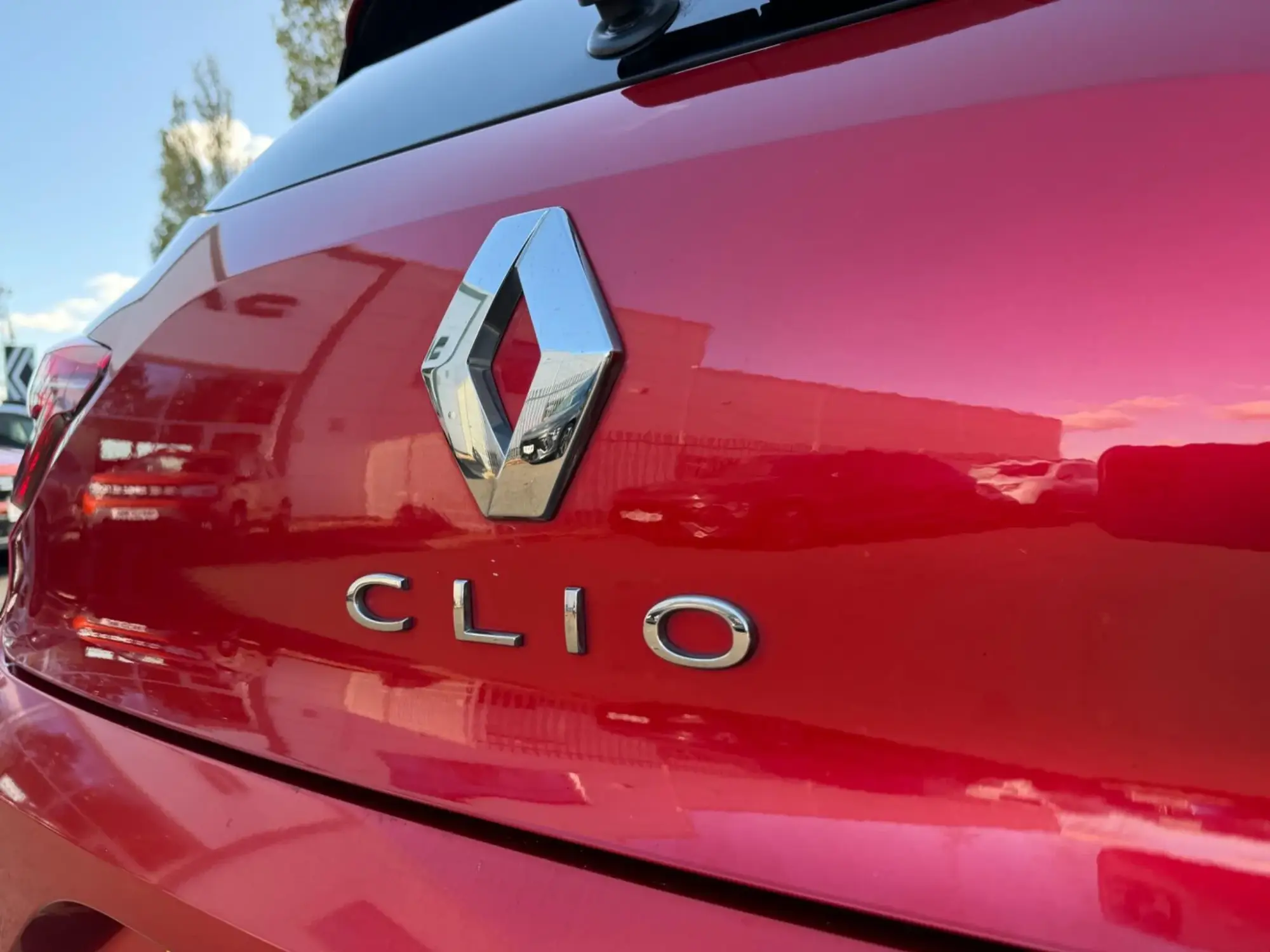 Renault Clio Image 10