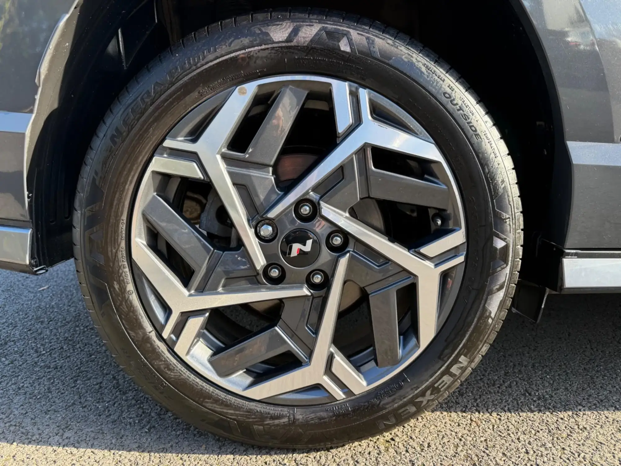 Hyundai KONA Image 9