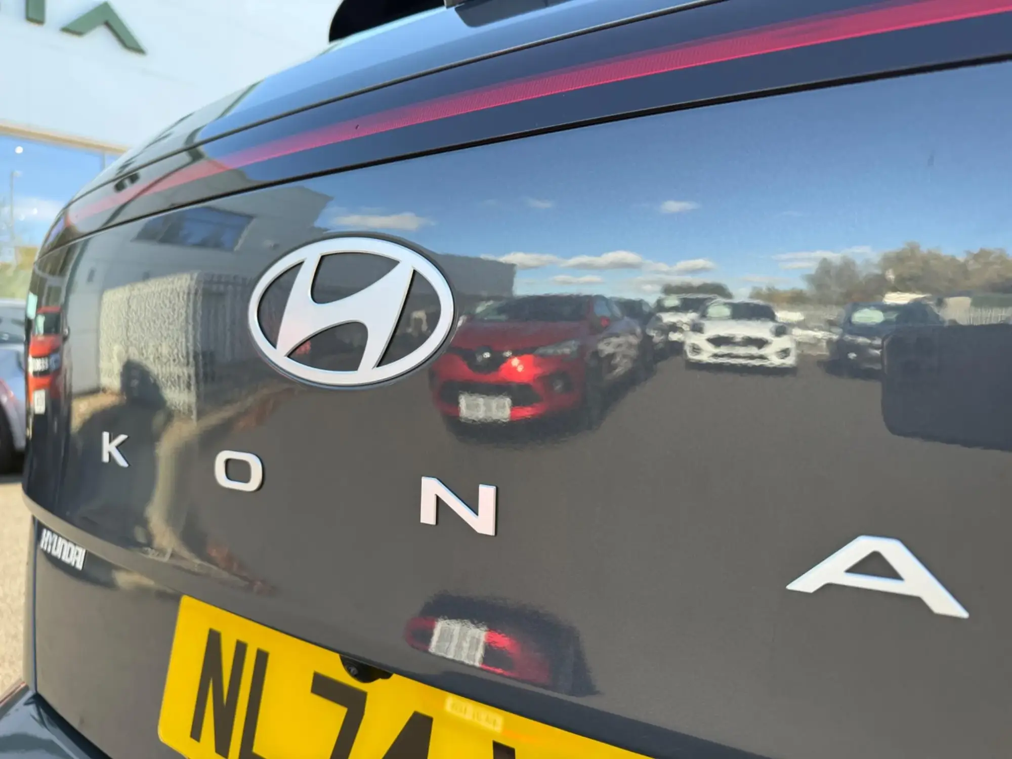 Hyundai KONA Image 10