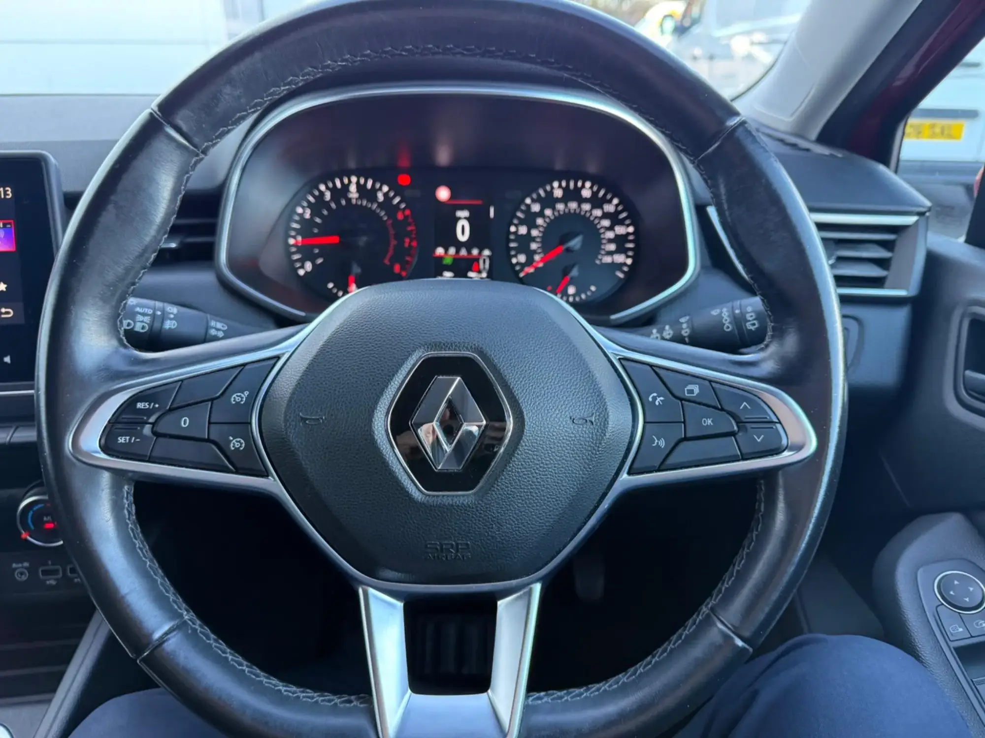 Renault Clio Image 20