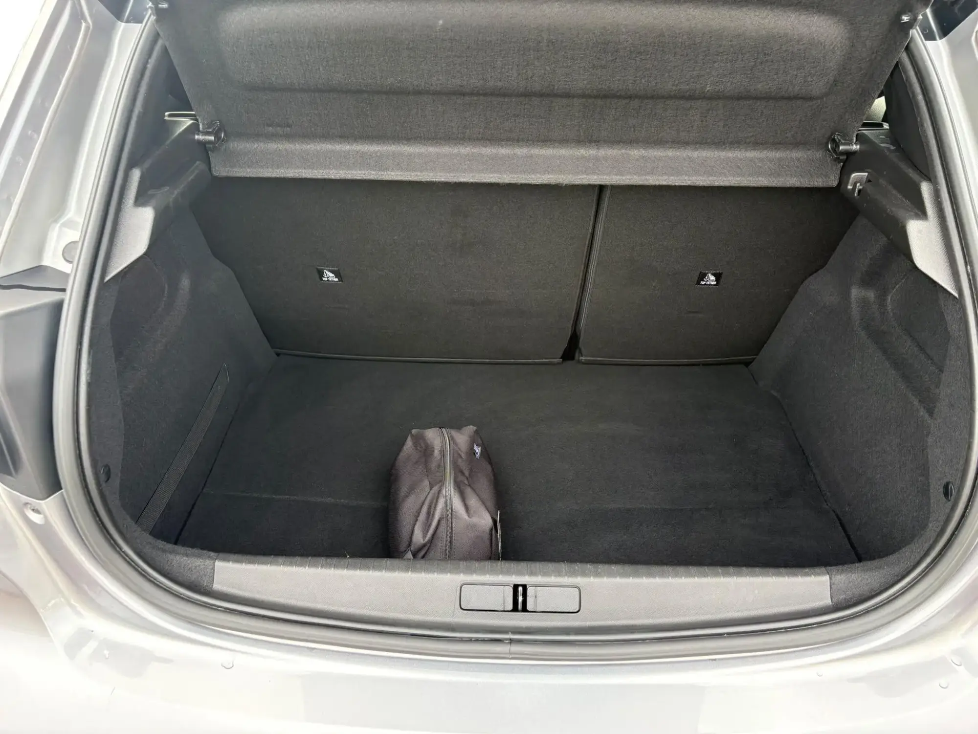 Peugeot 208 Image 21 Peugeot 208 Image 21