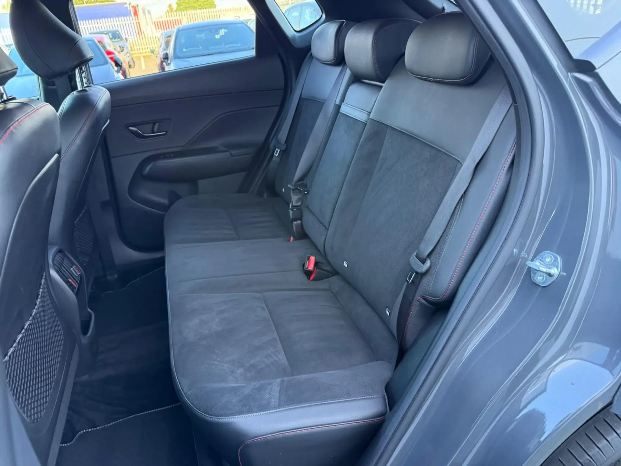 Hyundai KONA Image 17