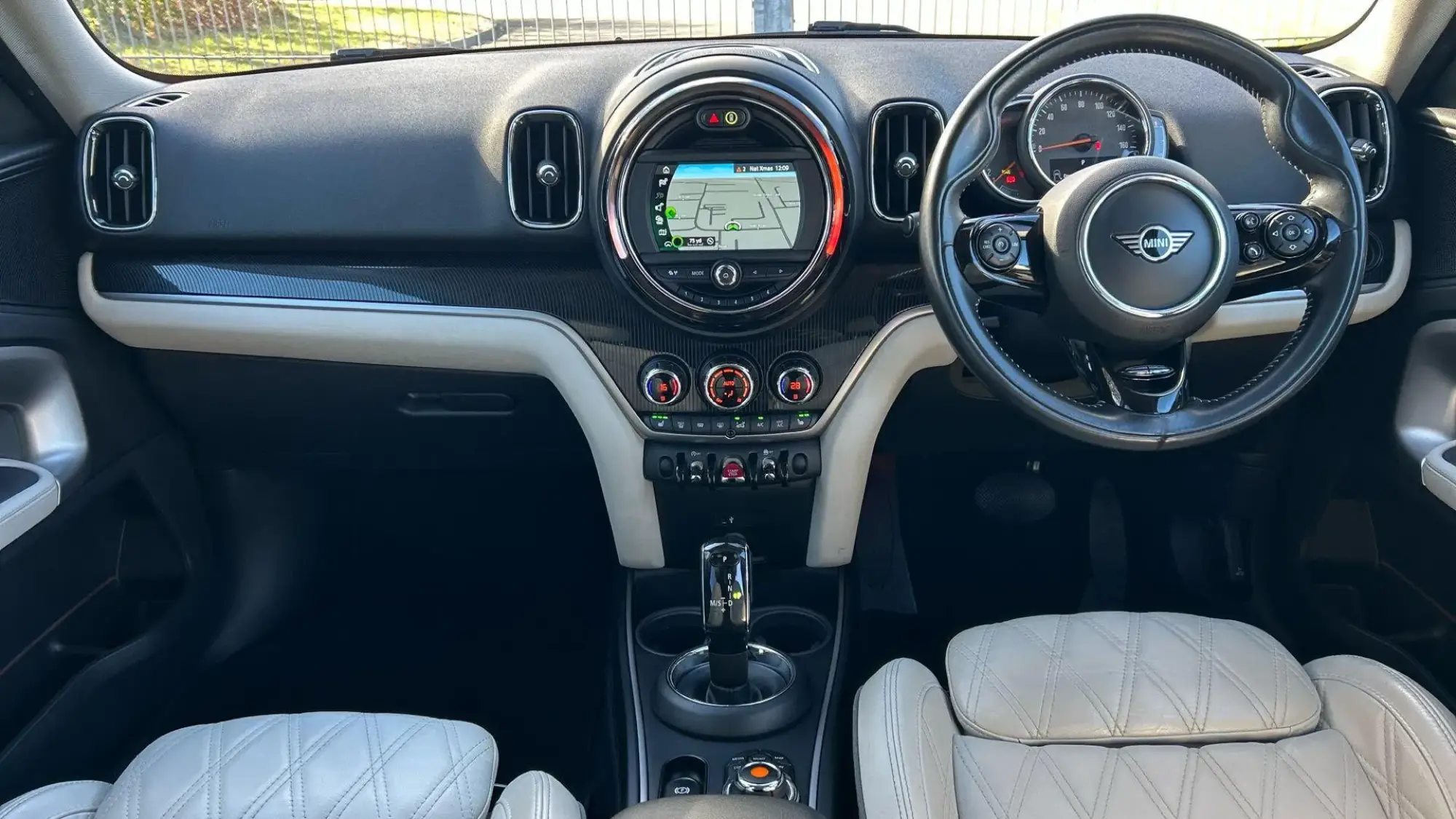 MINI Countryman Image 9 MINI Countryman Image 9
