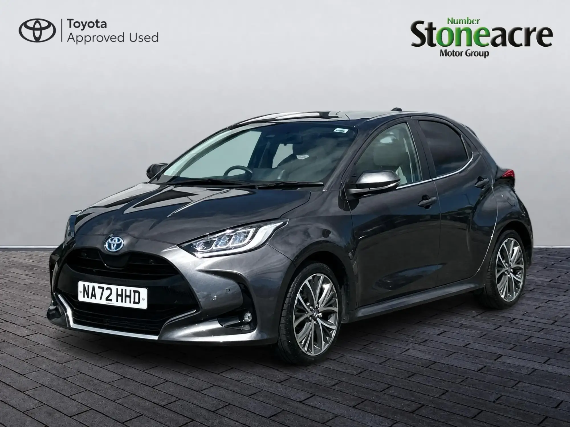 Toyota Yaris Hybrid Image 7