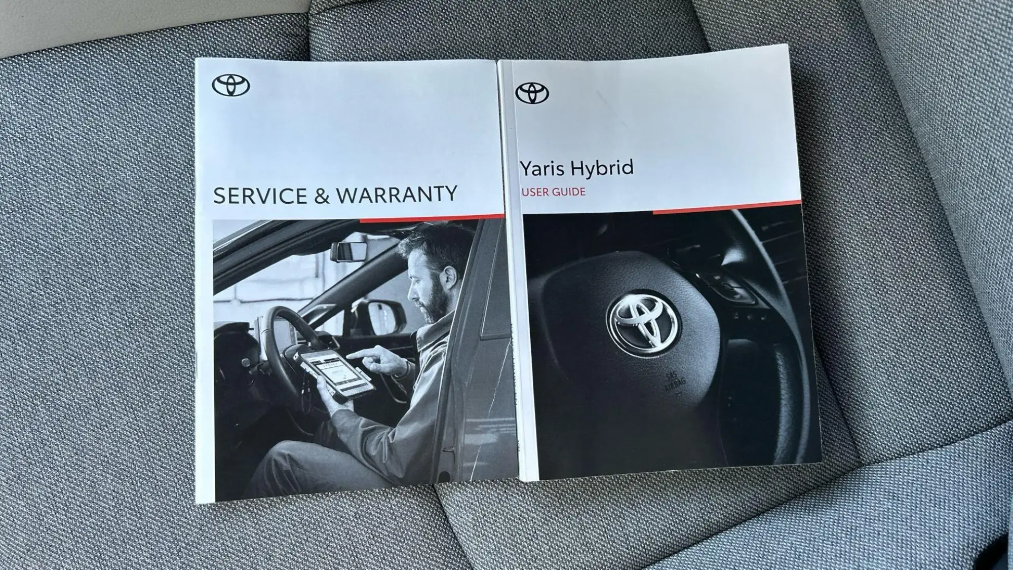 Toyota Yaris Hybrid Image 43
