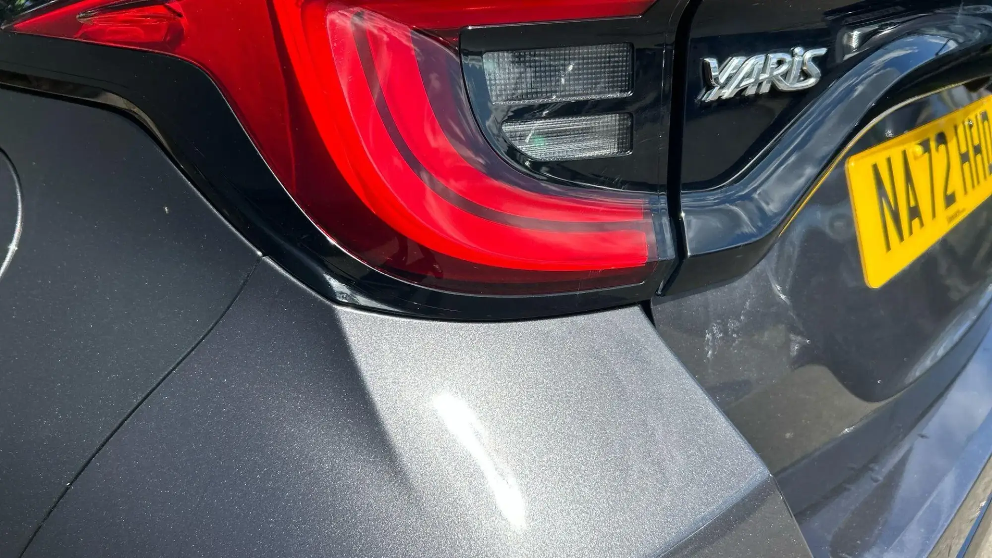 Toyota Yaris Hybrid Image 45