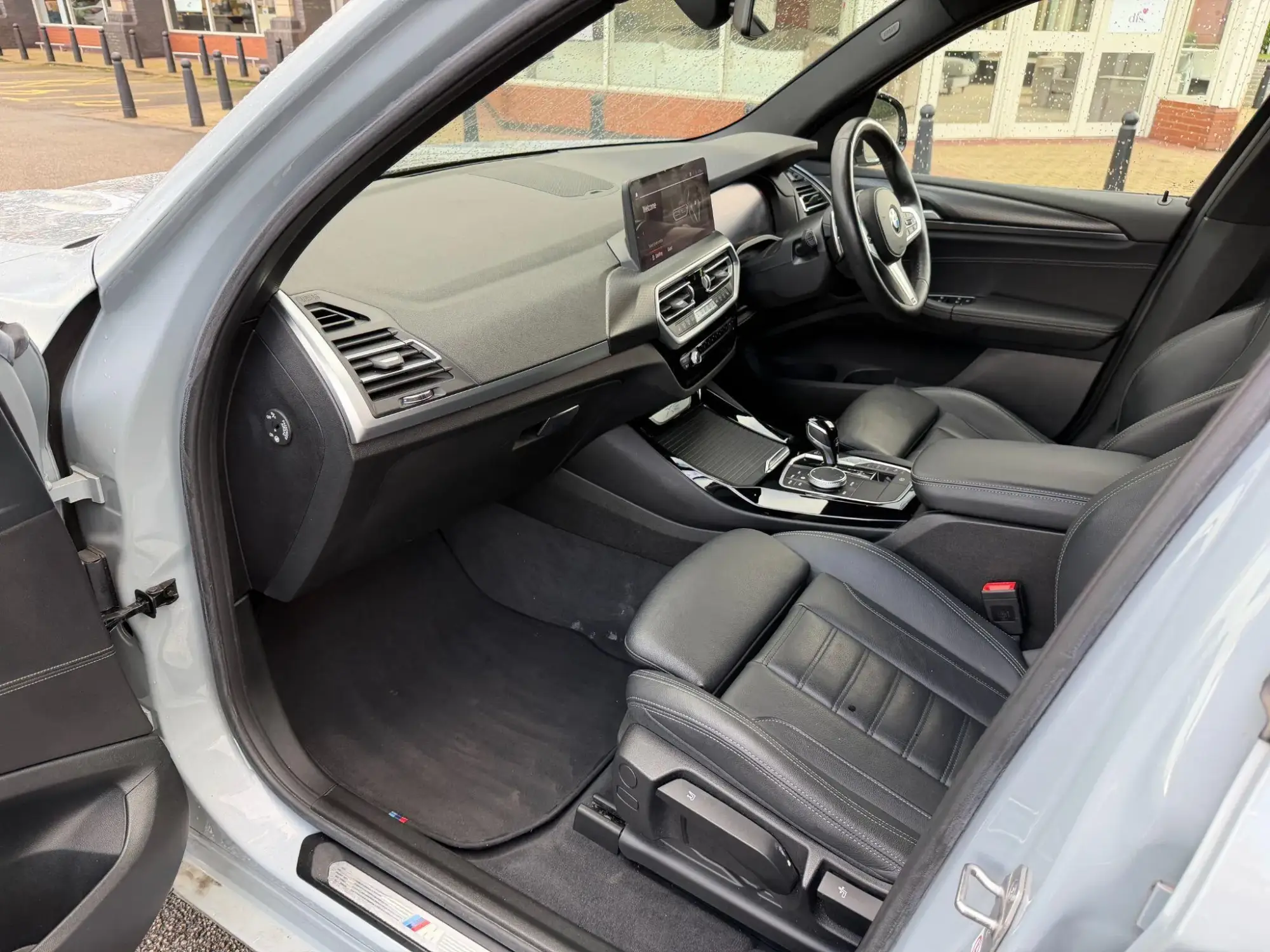 BMW X3 Image 16 BMW X3 Image 16