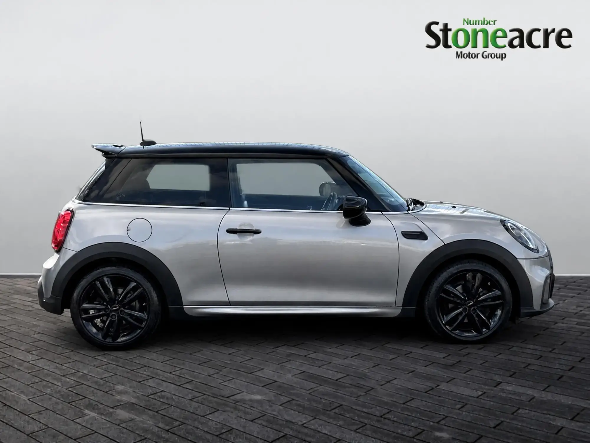 MINI Hatch Image 2 MINI Hatch Image 2
