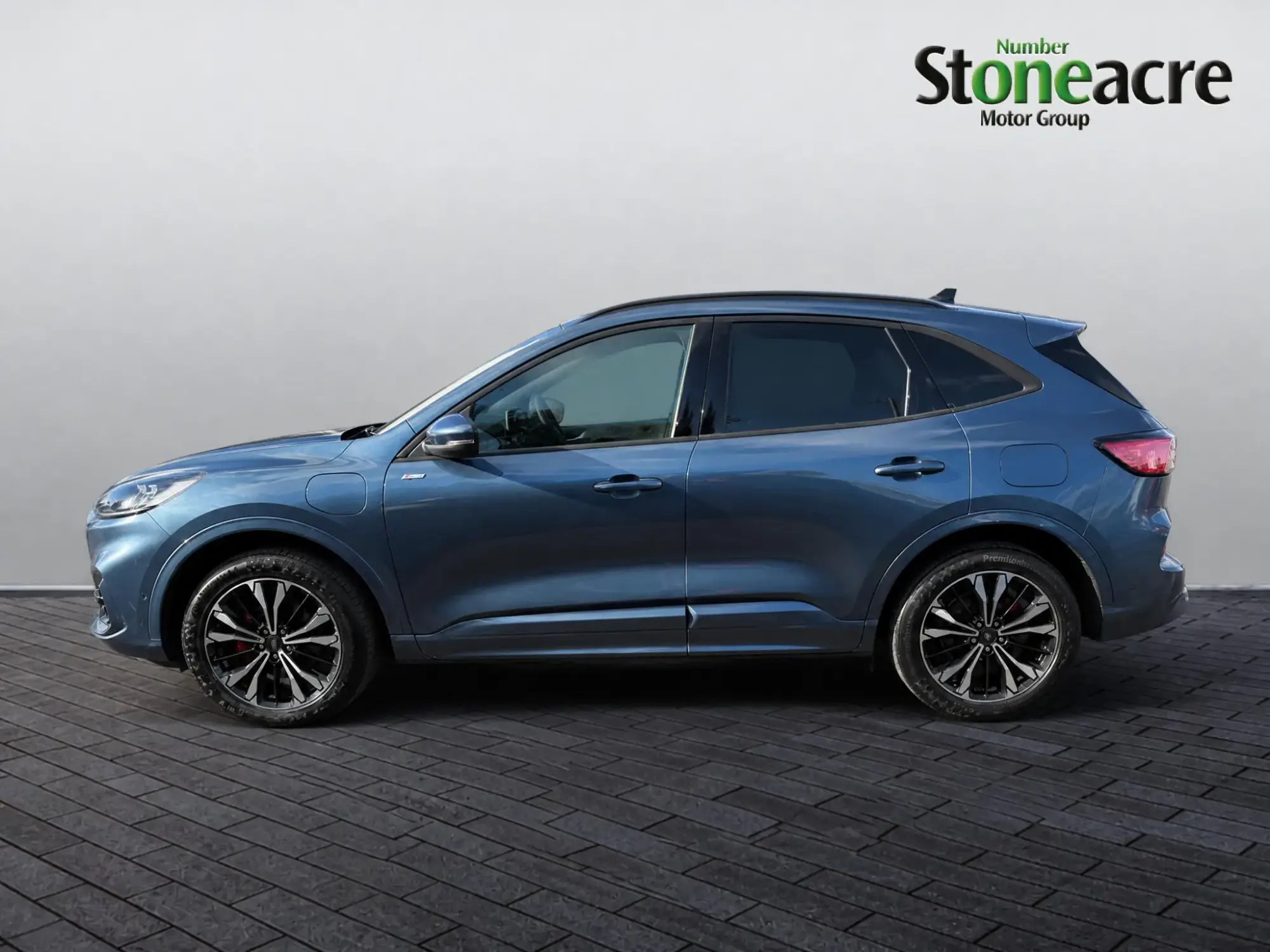 Ford Kuga Plug-In Hybrid Image 6 Ford Kuga Plug-In Hybrid Image 6