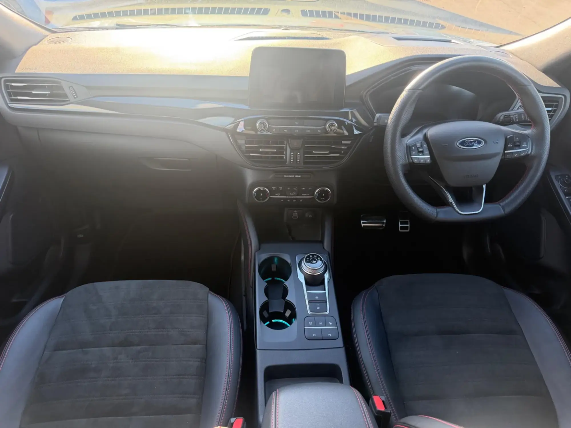 Ford Kuga Plug-In Hybrid Image 16 Ford Kuga Plug-In Hybrid Image 16