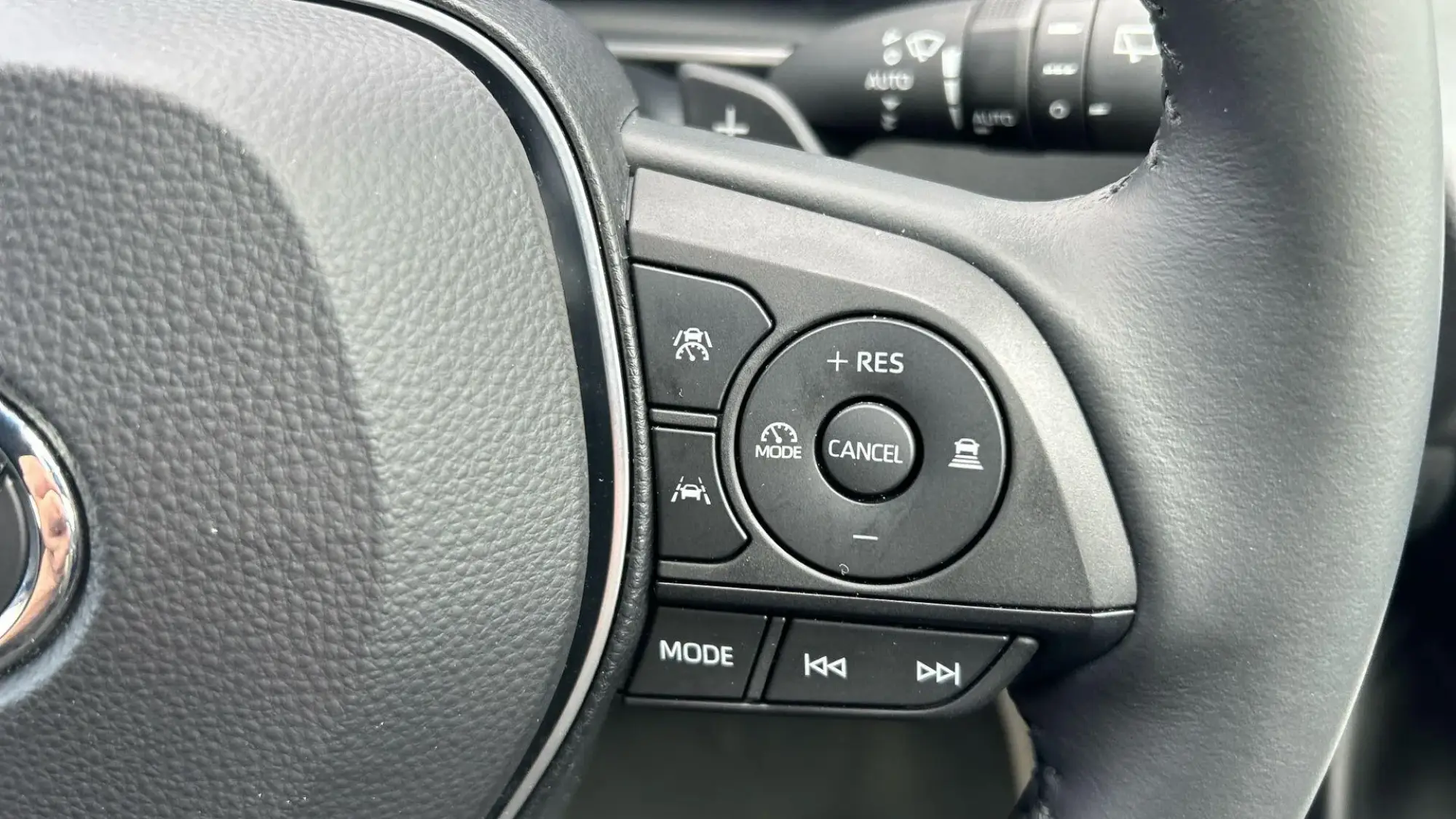 Toyota Corolla Hybrid Image 37 Toyota Corolla Hybrid Image 37