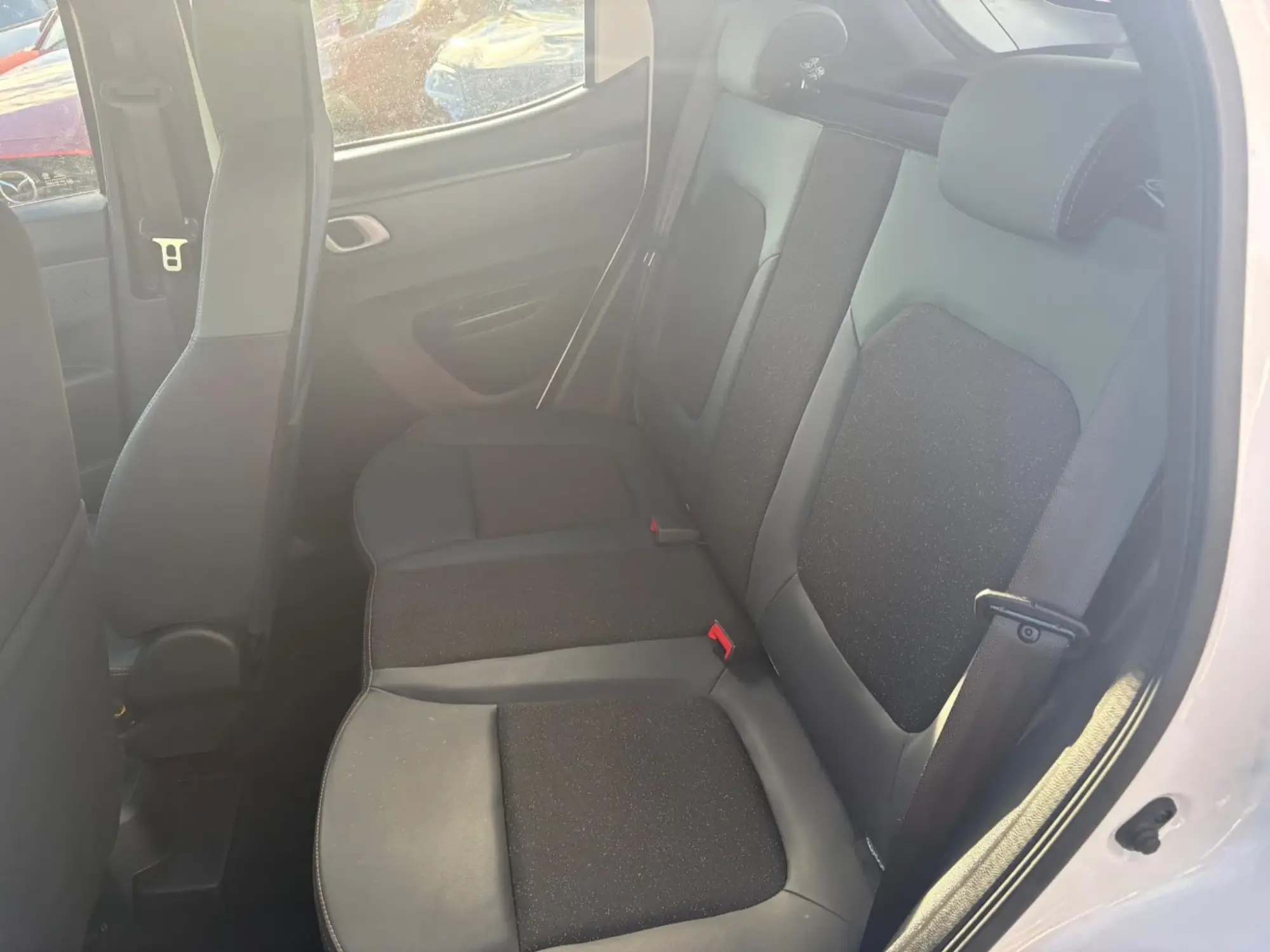 Dacia Spring Image 21