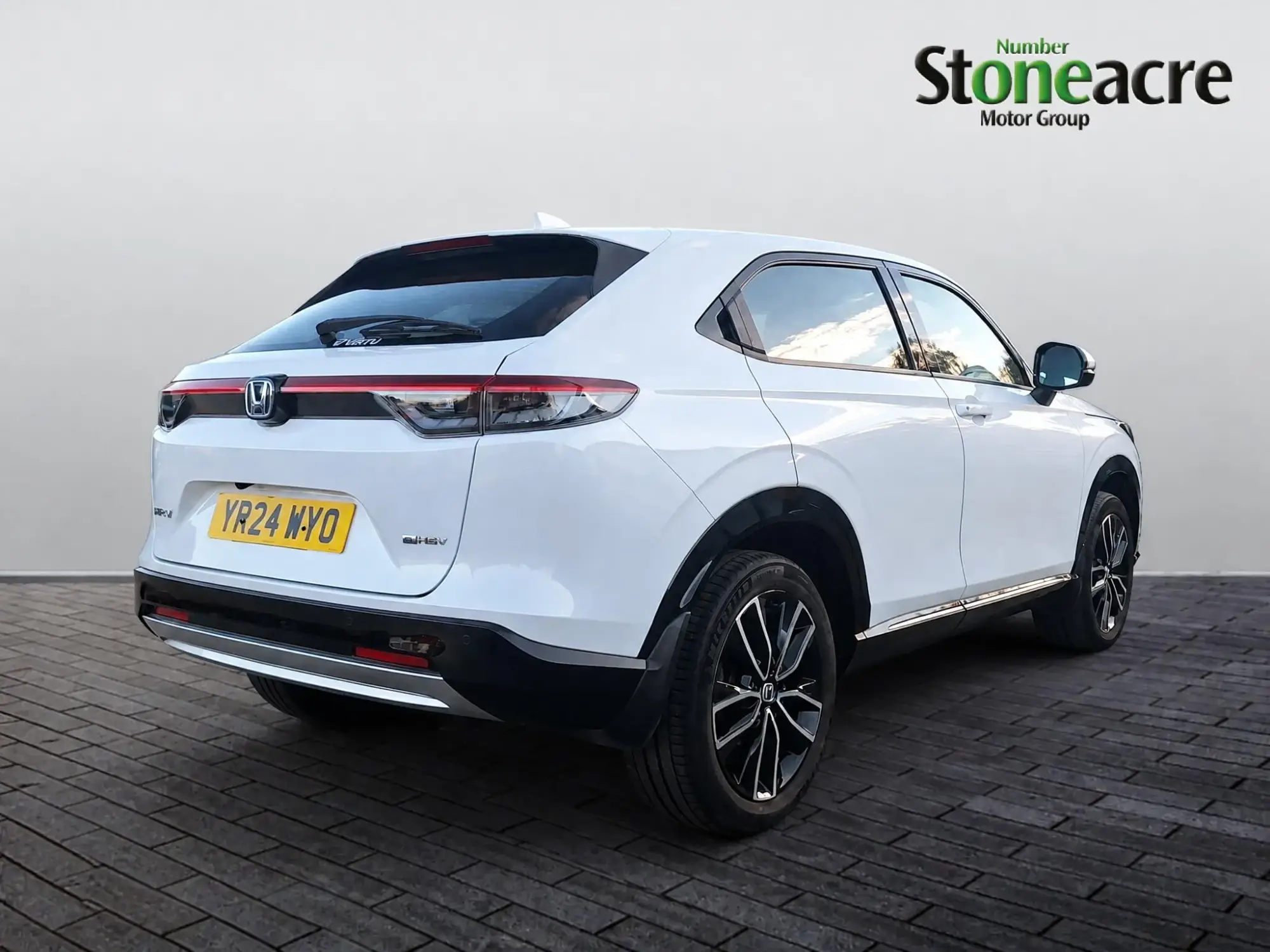Honda HR-V Hybrid 1.5 h i-MMD Elegance CVT Euro 6 (s/s) 5dr YM72EOK Image 3
