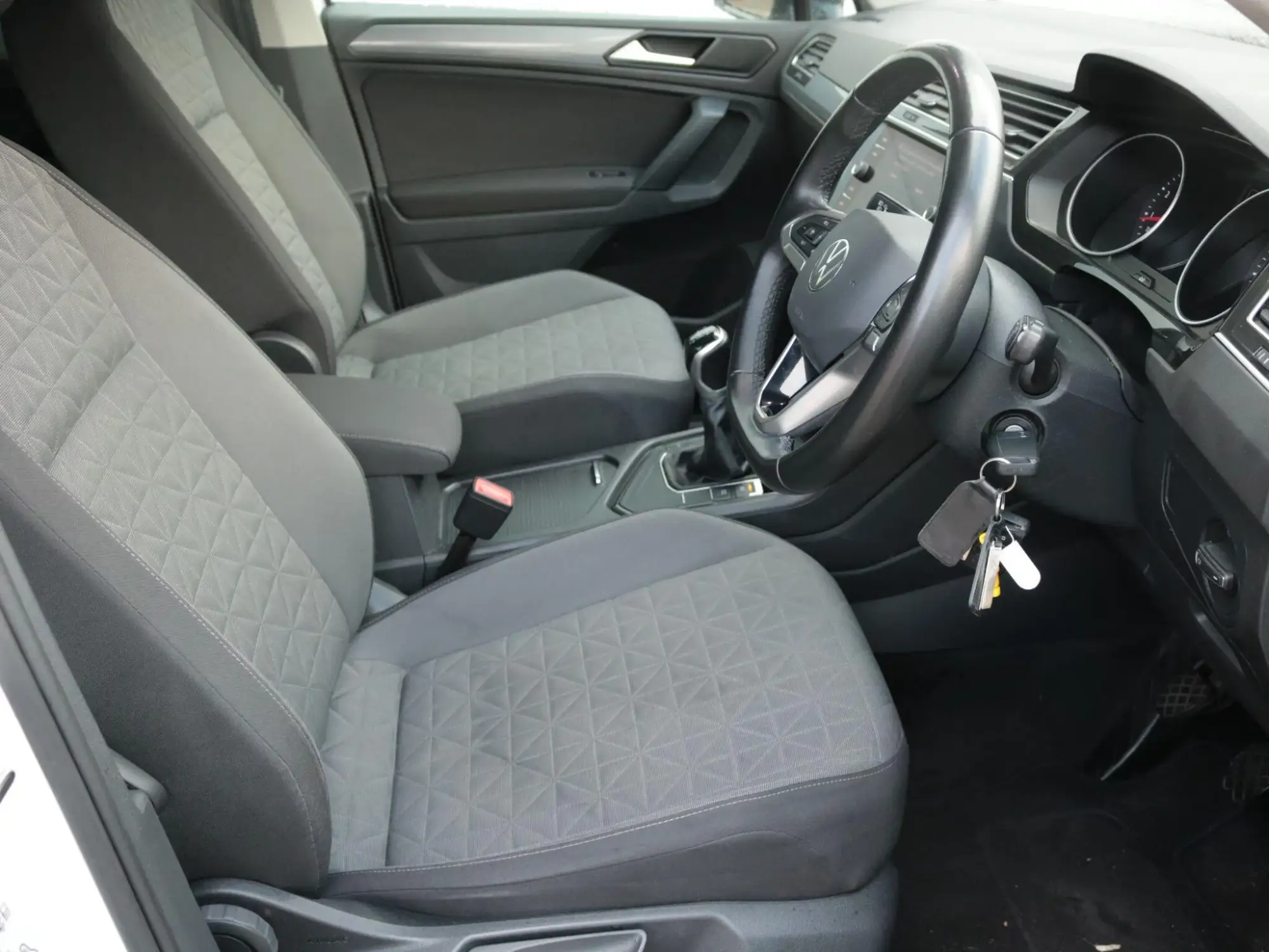 Volkswagen Tiguan Image 12