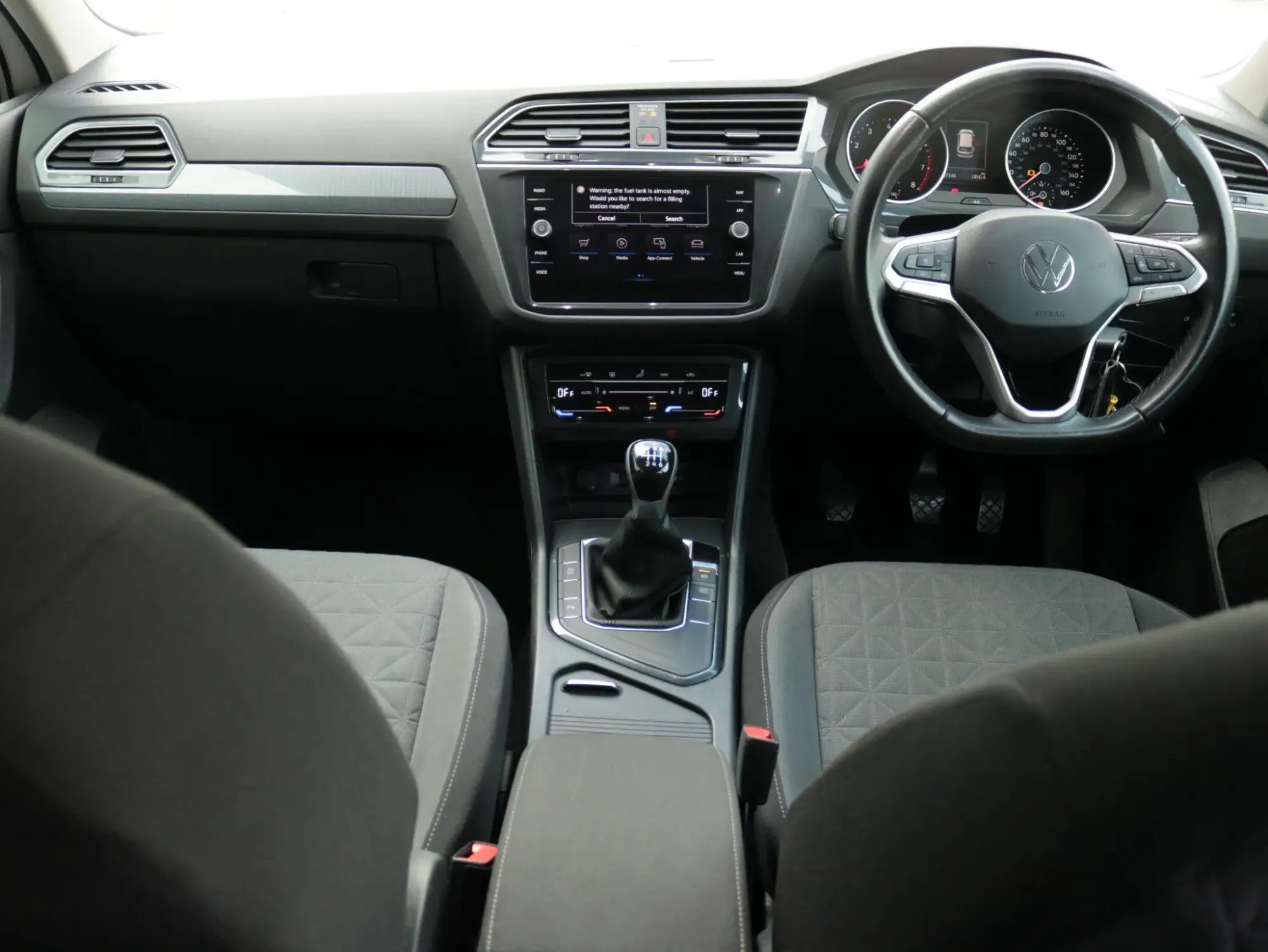 Volkswagen Tiguan Image 13