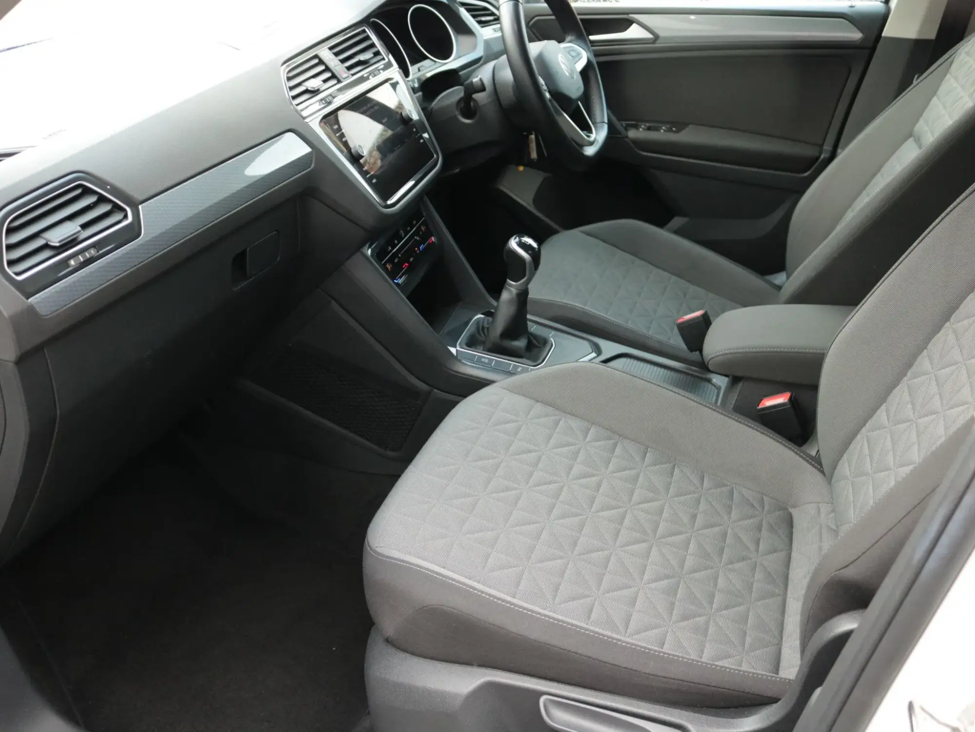 Volkswagen Tiguan Image 14