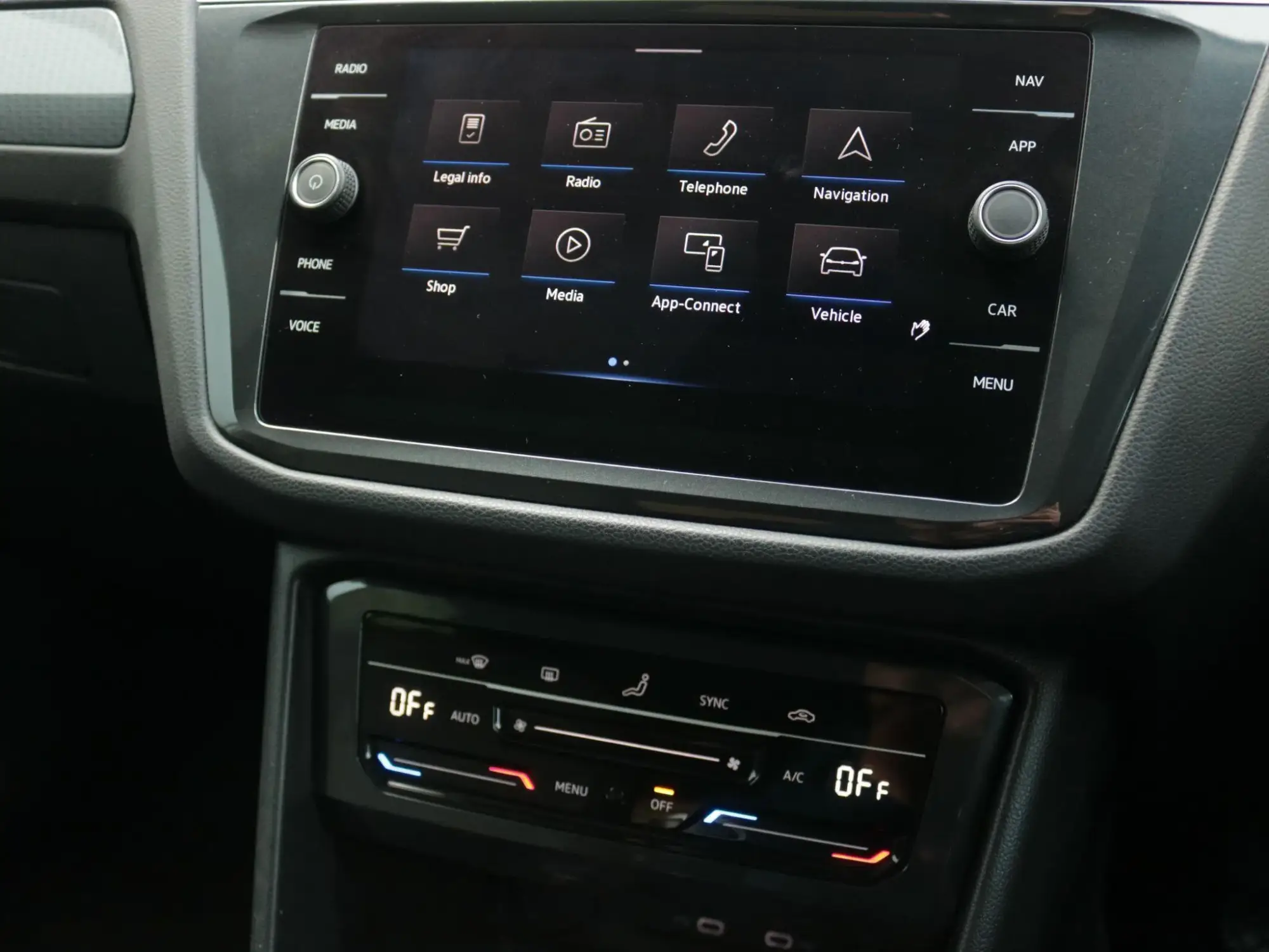 Volkswagen Tiguan Image 18