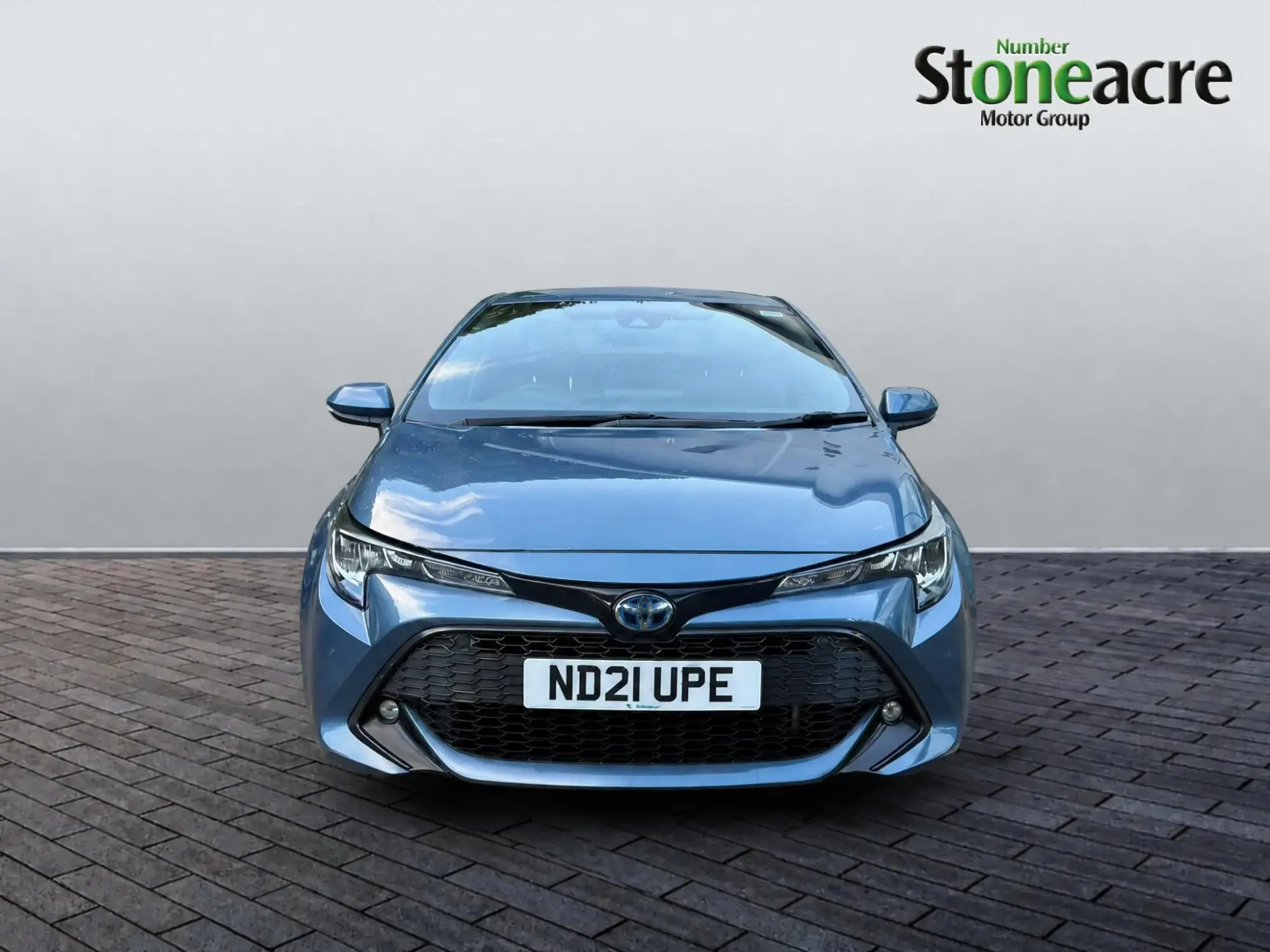 Toyota Corolla Hybrid 1.8 VVT-i Hybrid Design 5dr CVT ND21UPE Image 2