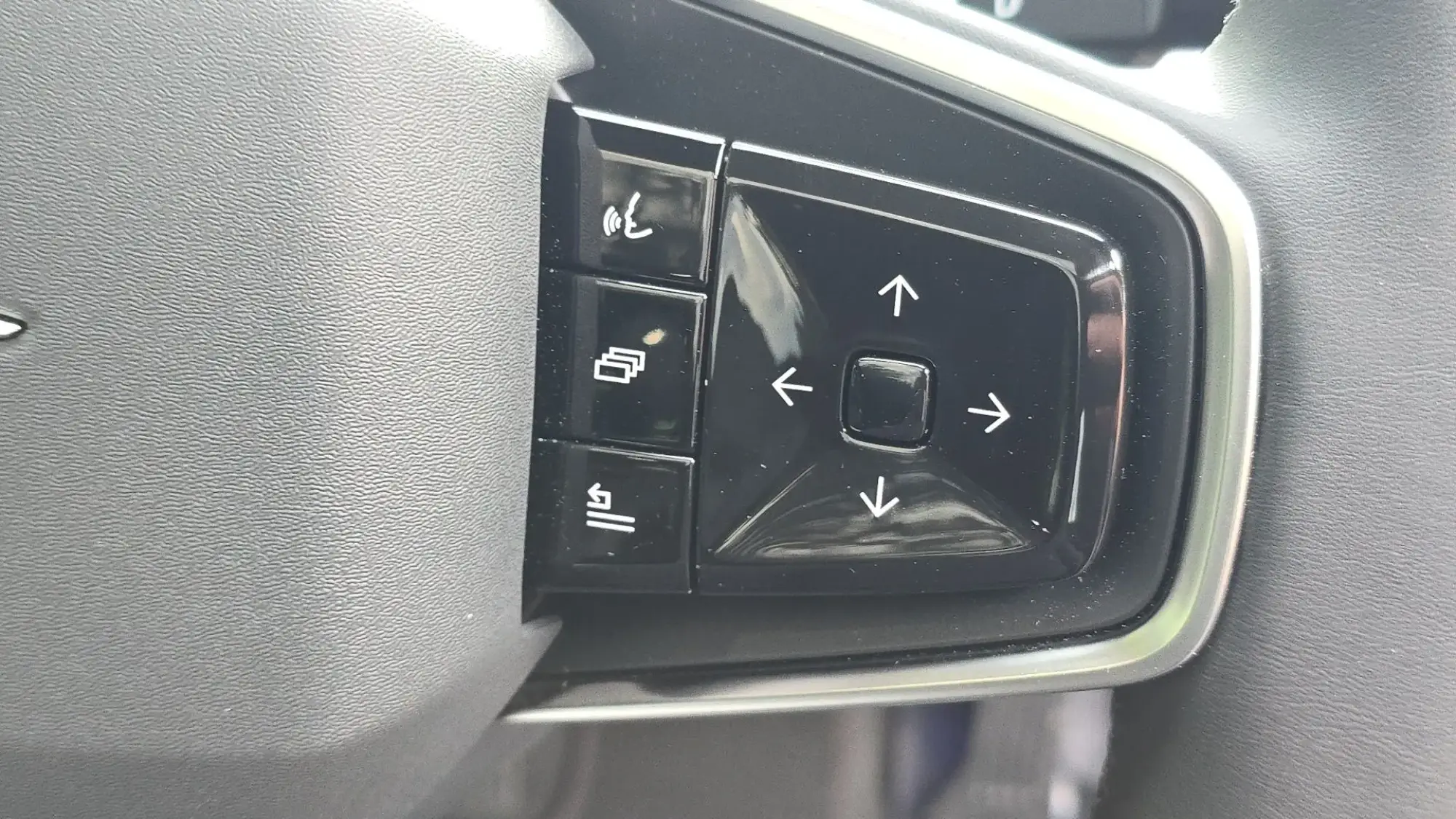 Polestar 4 Coupe Image 10 Polestar 4 Coupe Image 10
