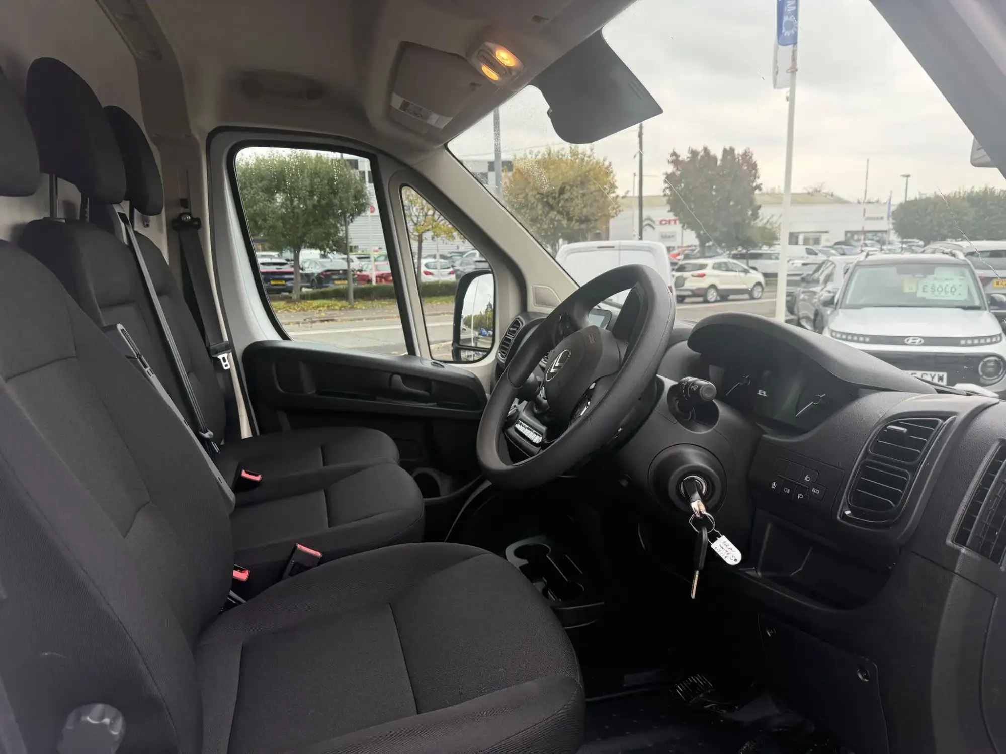 Citroen Relay Image 11