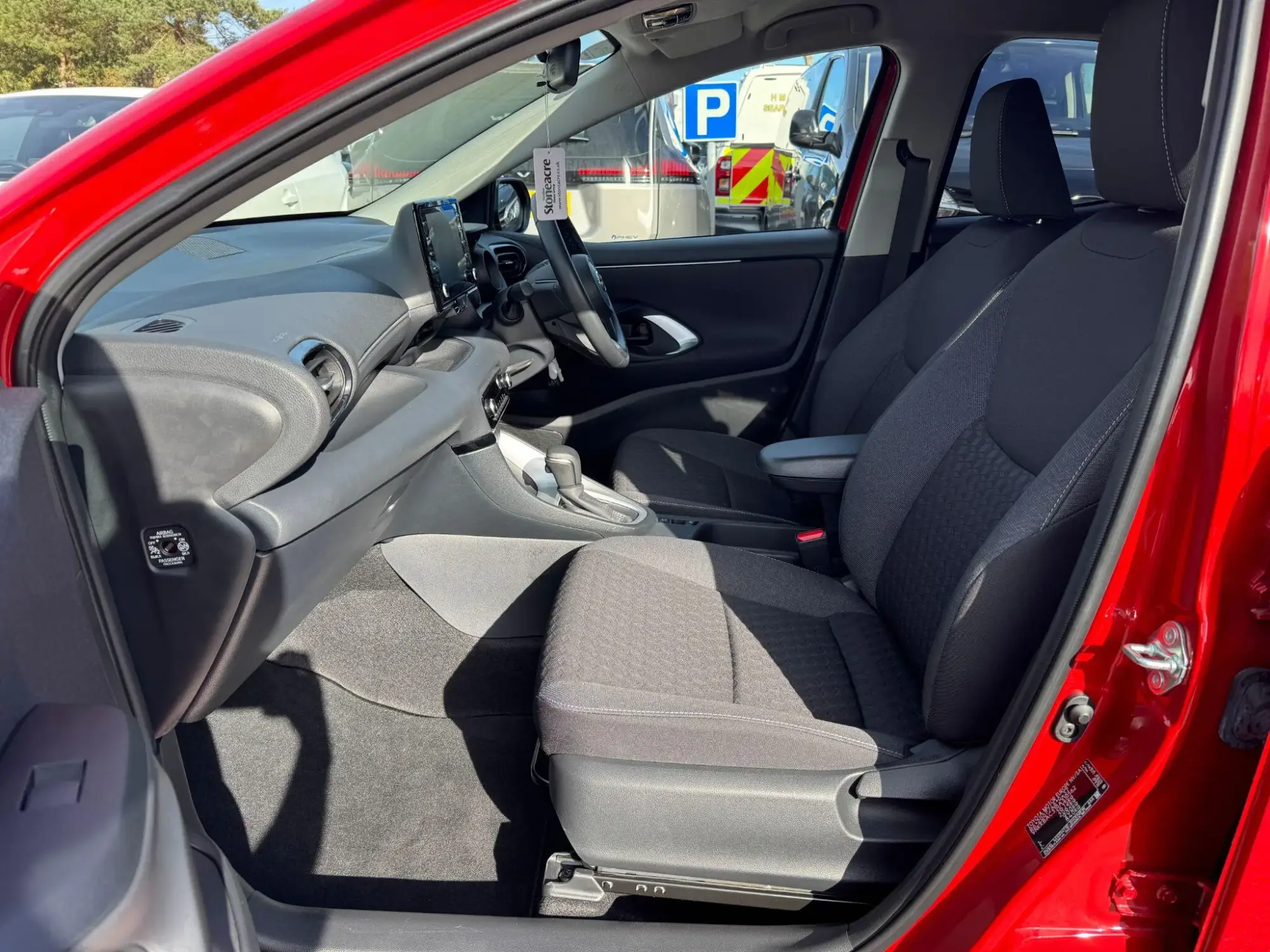 Toyota Yaris Hybrid Image 14 Toyota Yaris Hybrid Image 14