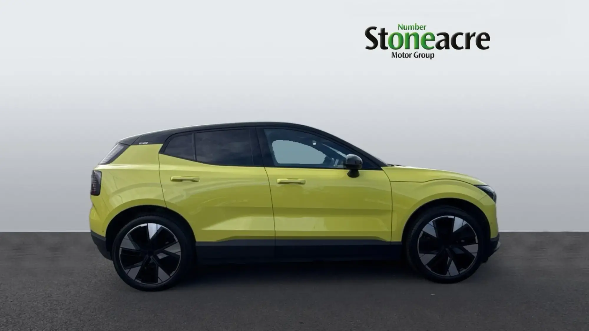 Volvo EX30 Single Motor Extended Range 69kWh Ultra Auto 5dr OV75BKY Image 3 Volvo EX30 Single Motor Extended Range 69kWh Ultra Auto 5dr OV75BKY Image 3