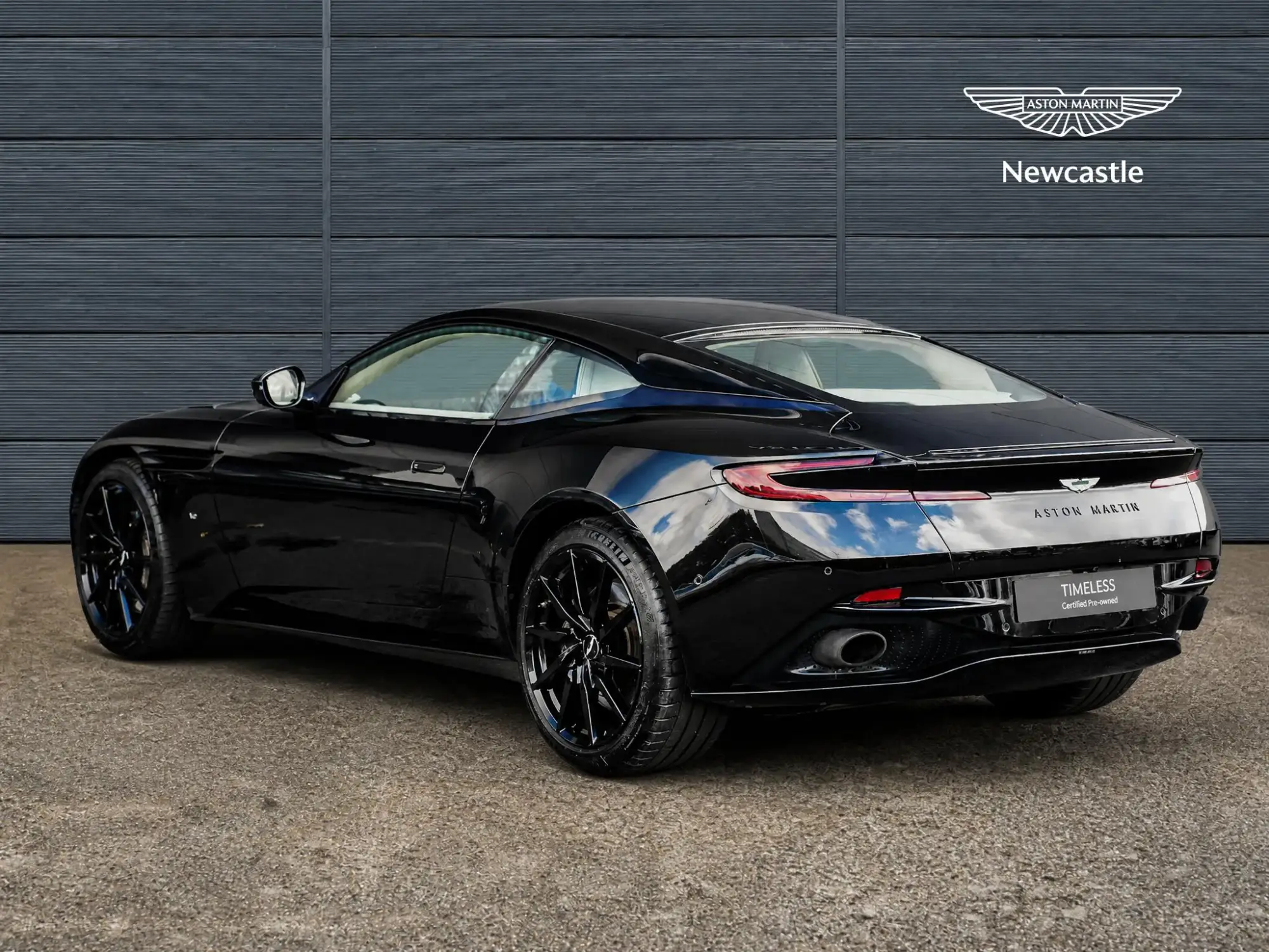 Used 2017 Aston Martin DB11 V12 2dr Touchtronic Auto | Stoneacre (KY17FNJ)
