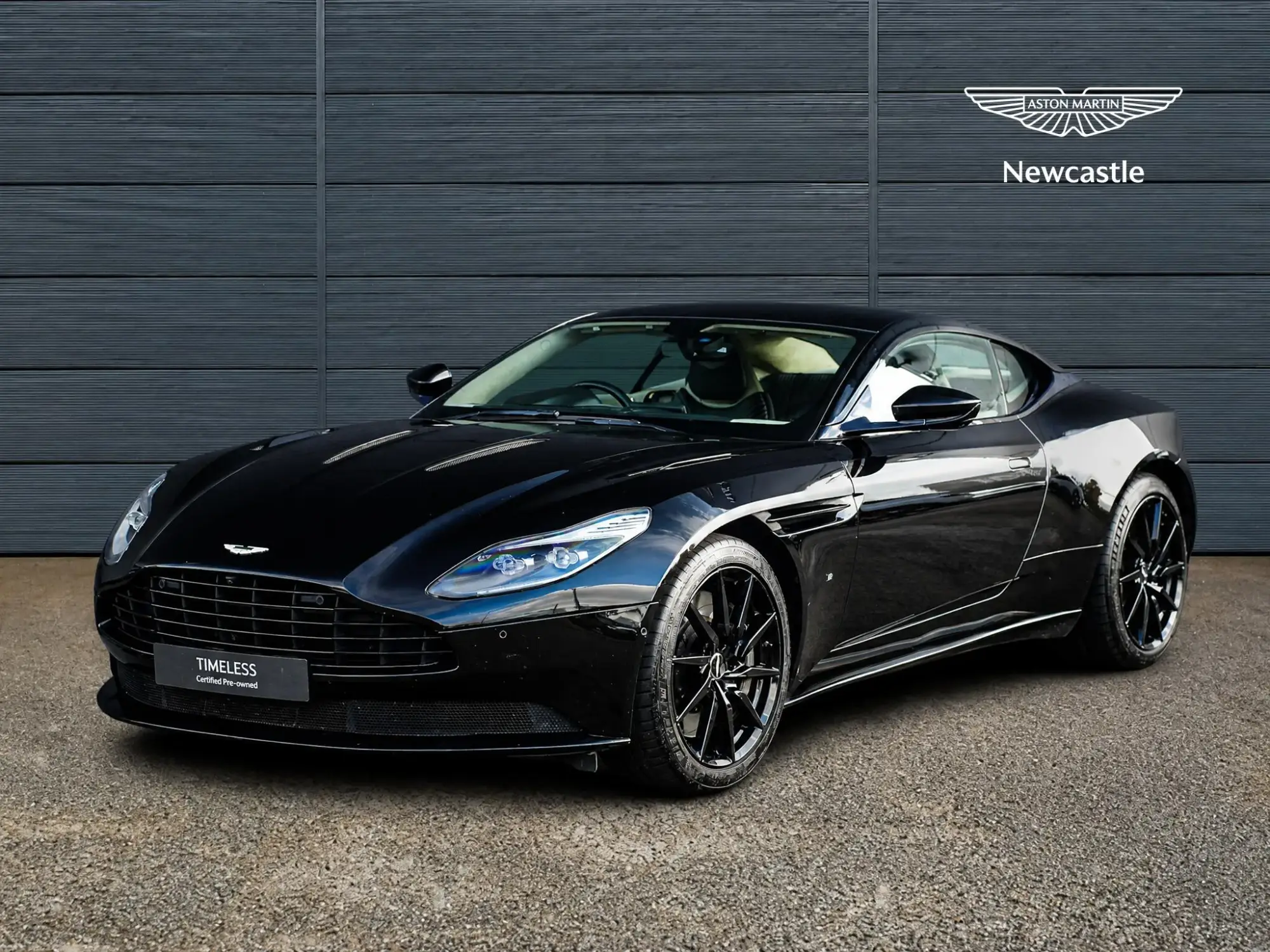 Aston Martin DB11 Image 3