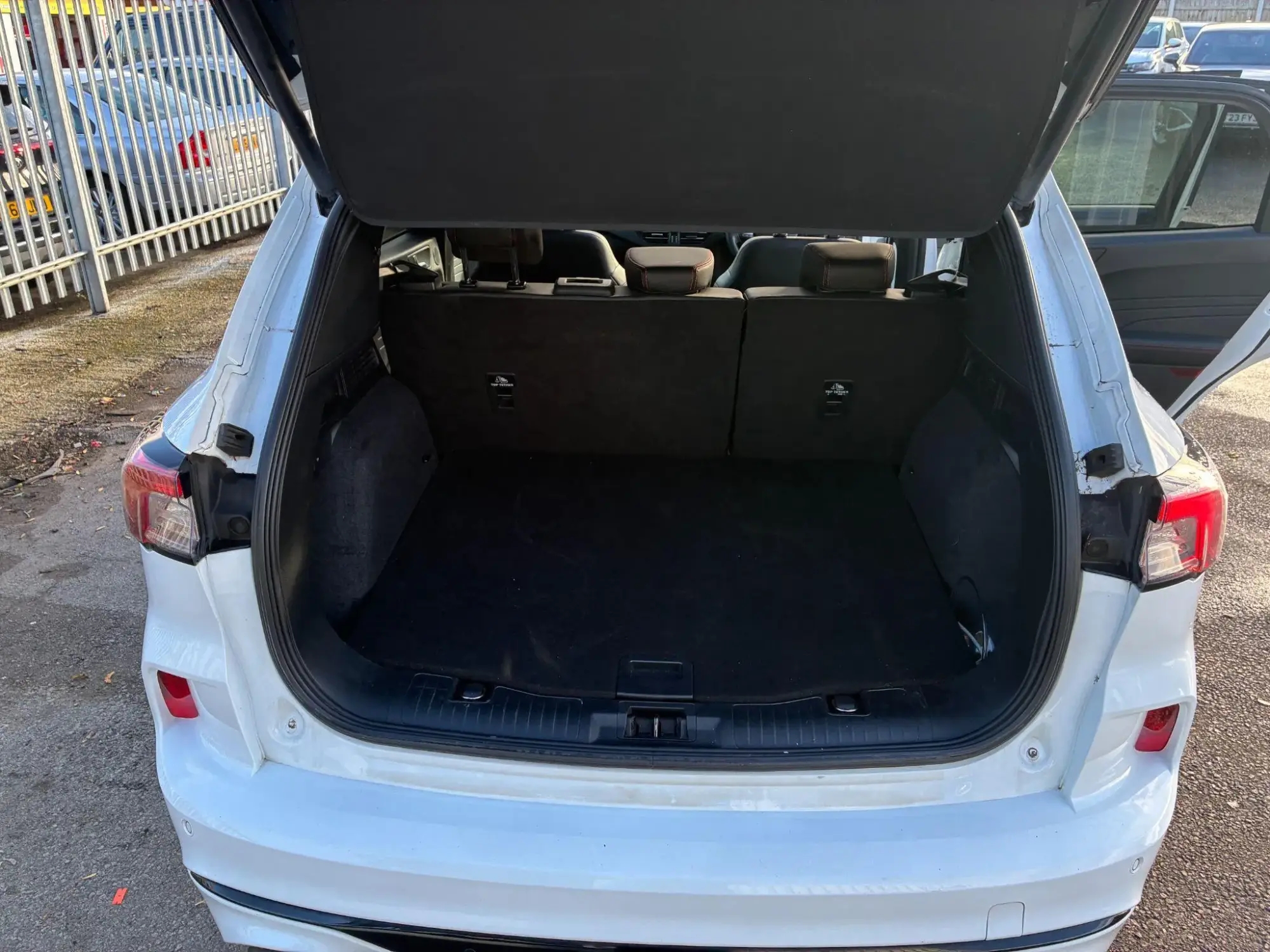 Ford Kuga Plug-In Hybrid Image 10