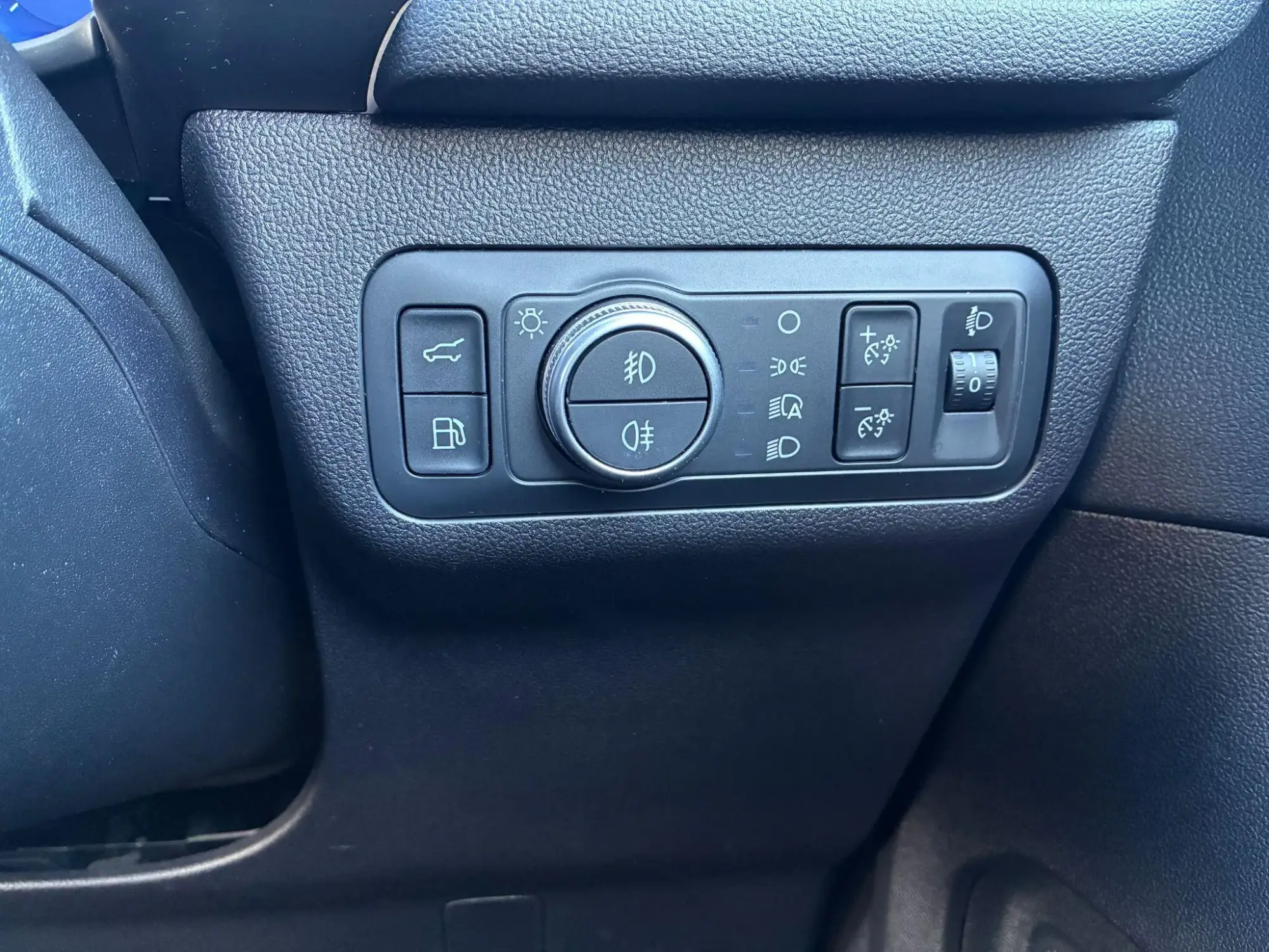Ford Kuga Plug-In Hybrid Image 16
