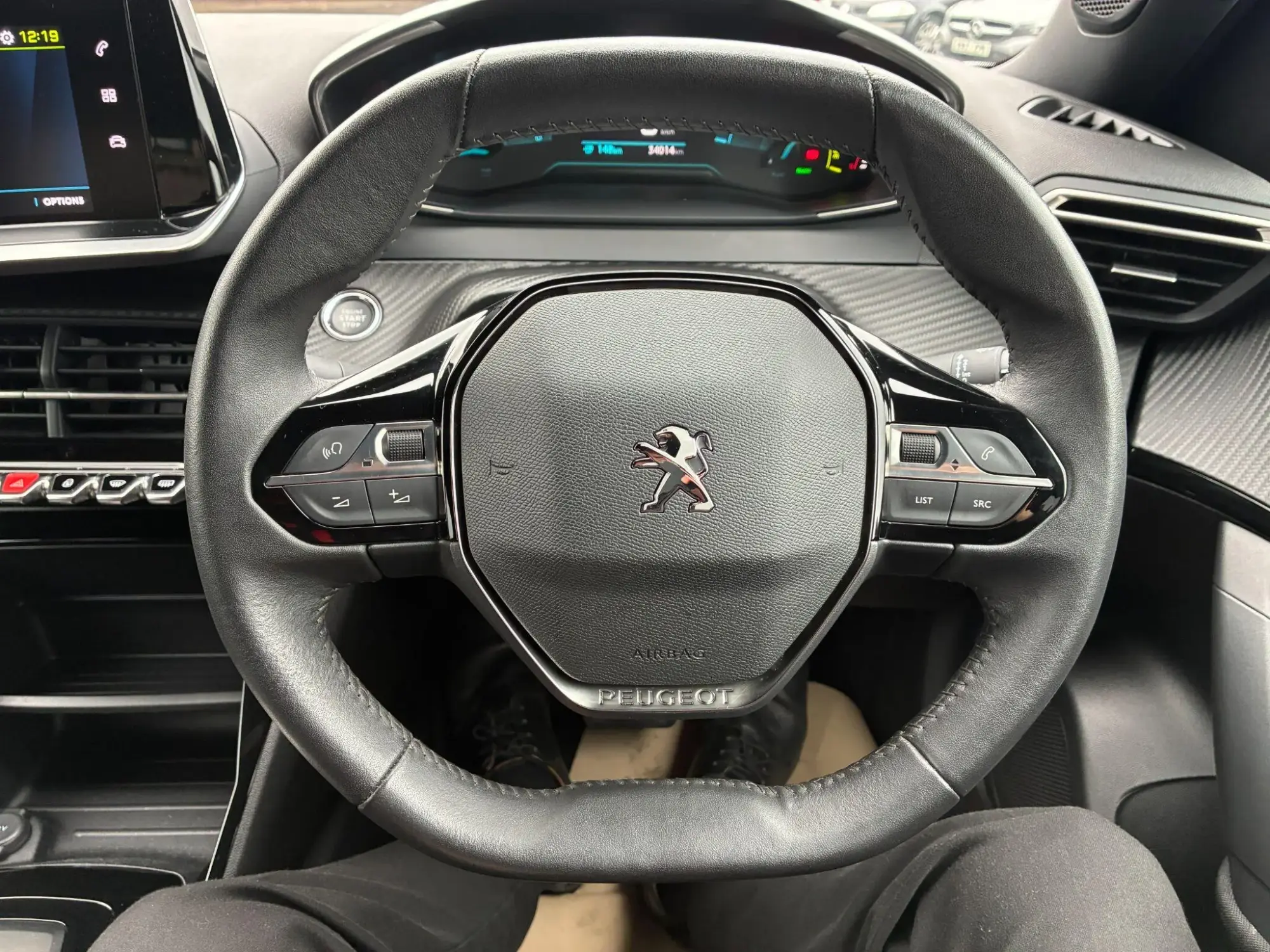 Peugeot E-2008 Image 43