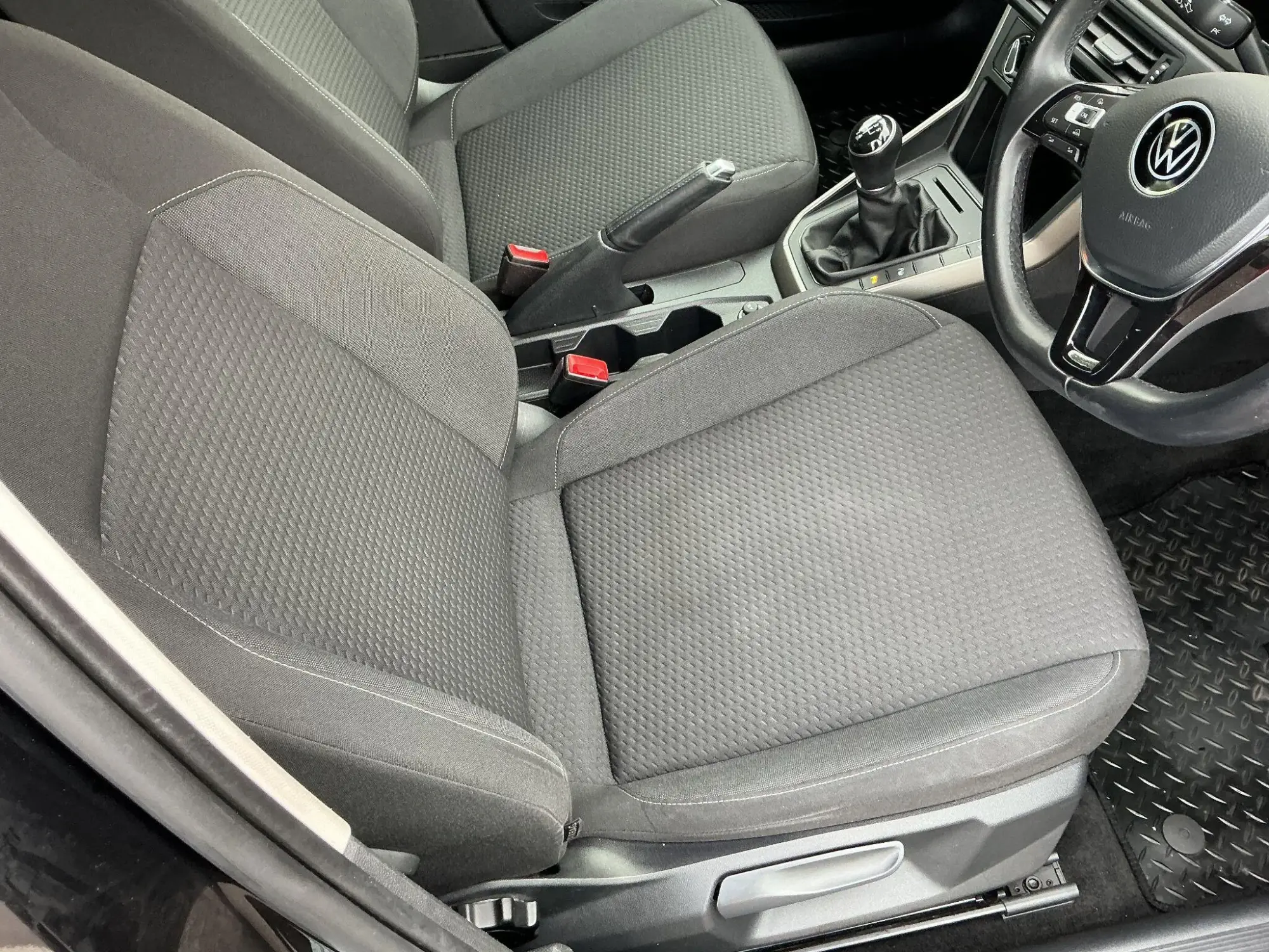 Volkswagen Polo Image 10