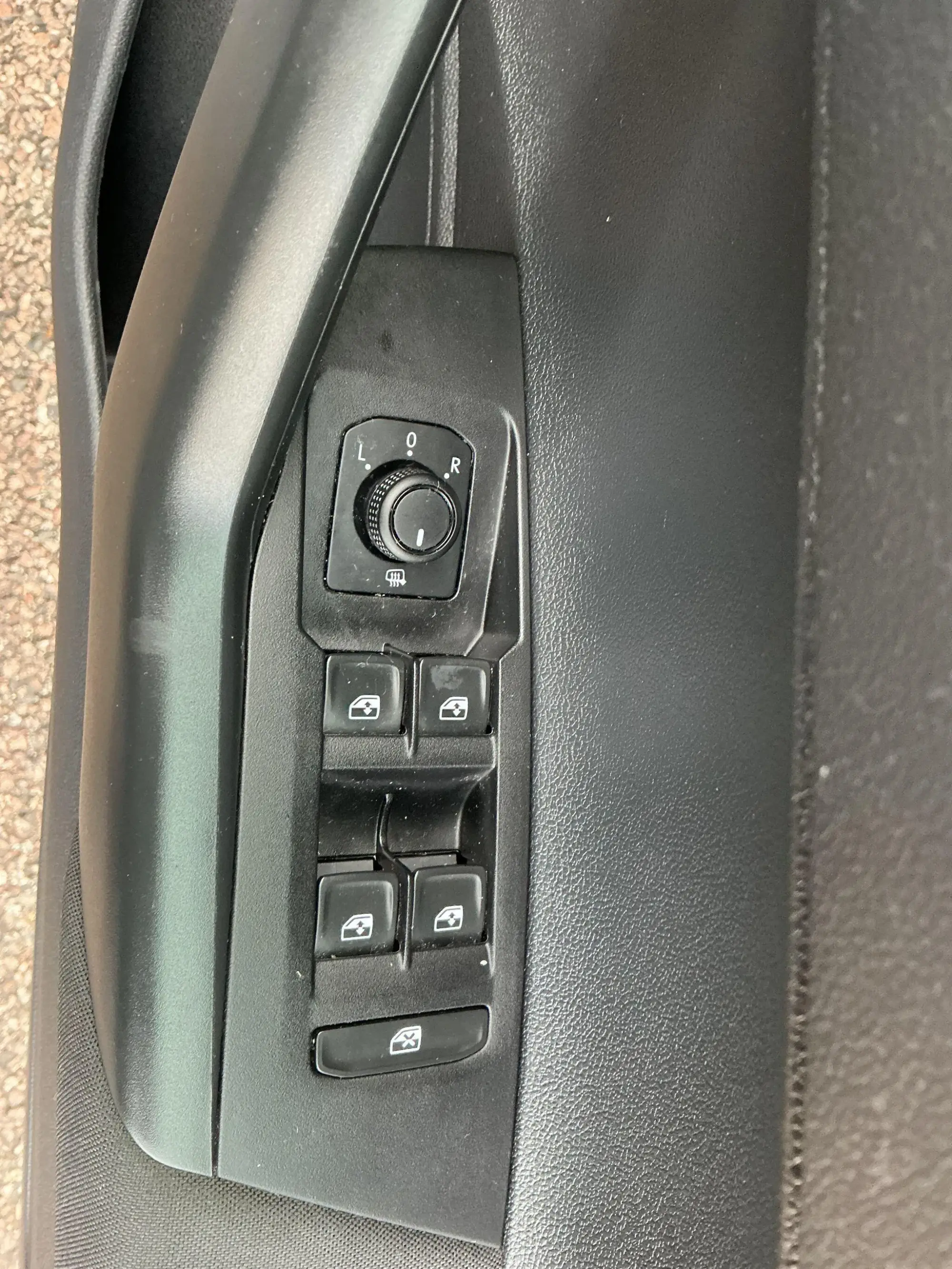 Volkswagen Polo Image 12