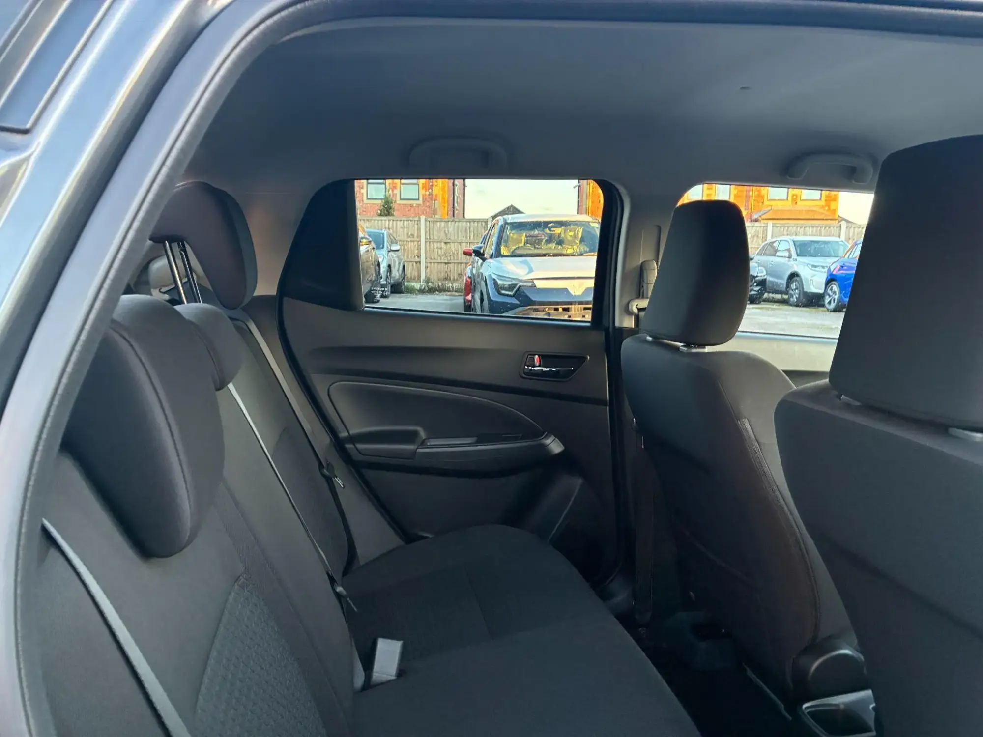 Suzuki Swift Image 28 Suzuki Swift Image 28