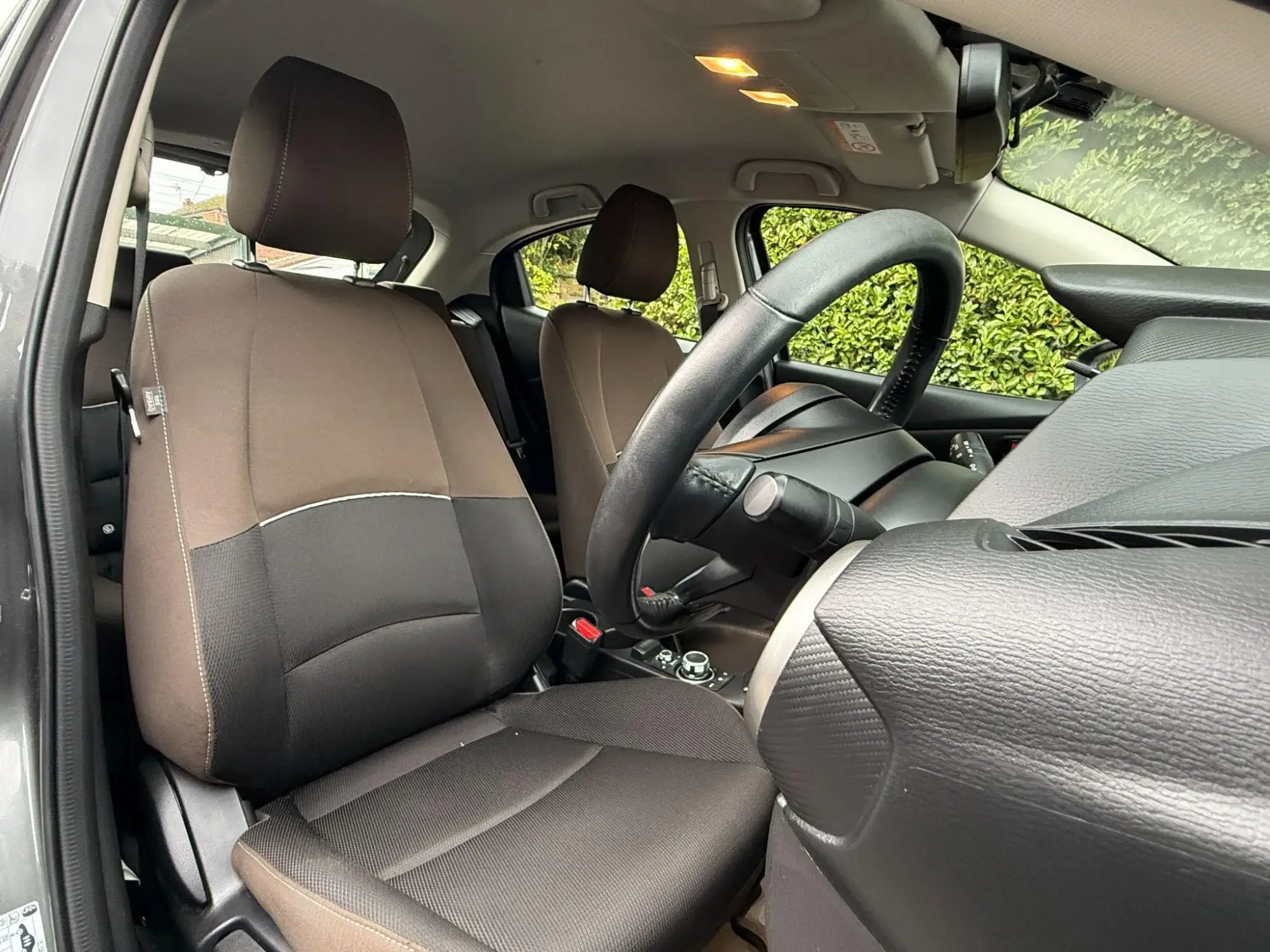 Mazda2 Image 18