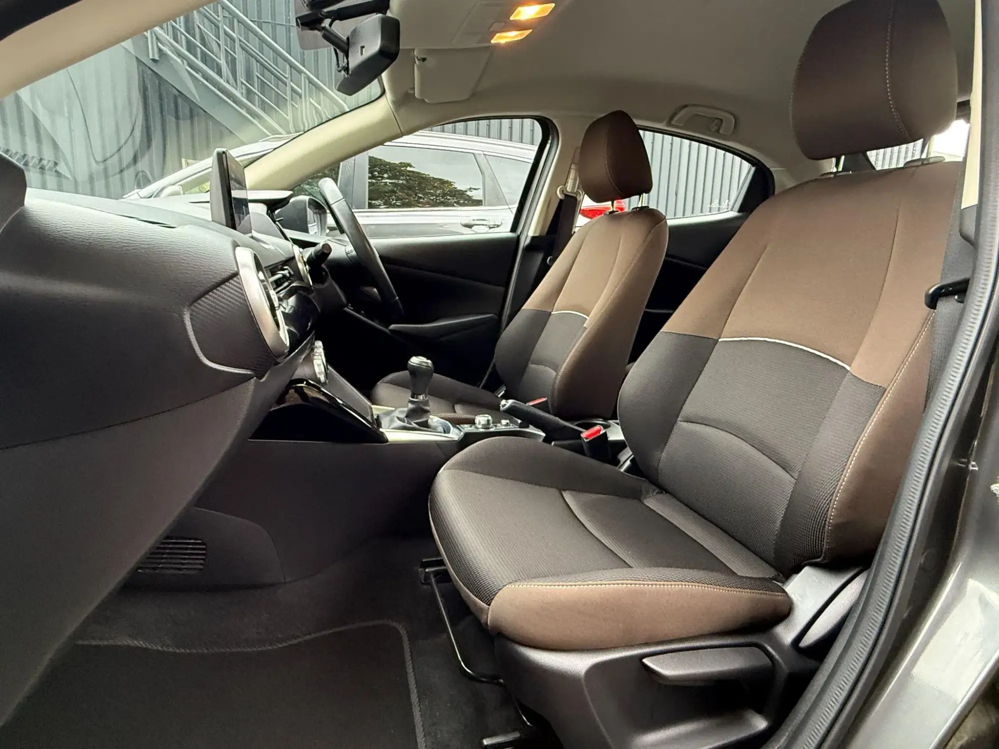 Mazda2 Image 22