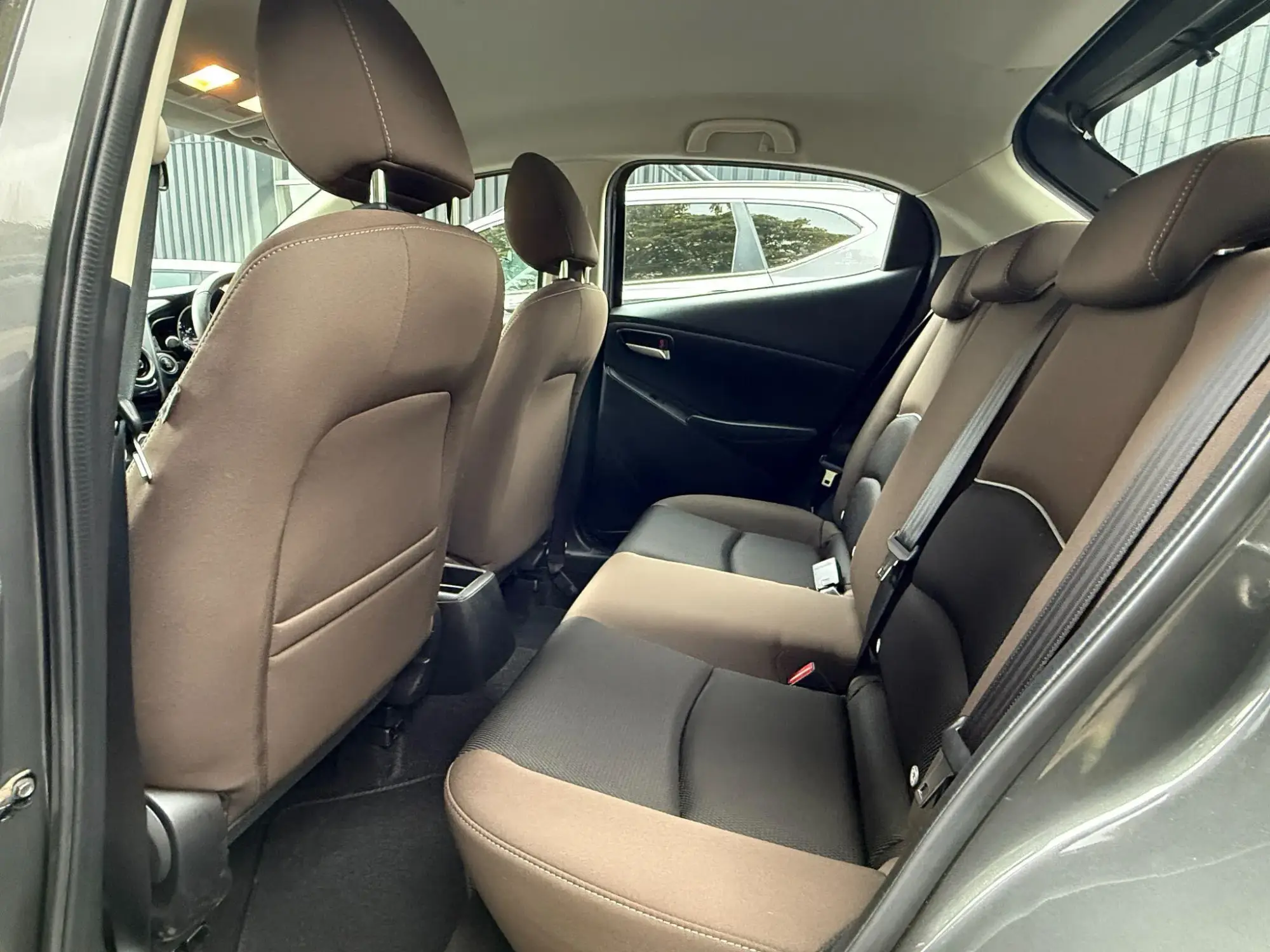 Mazda2 Image 25