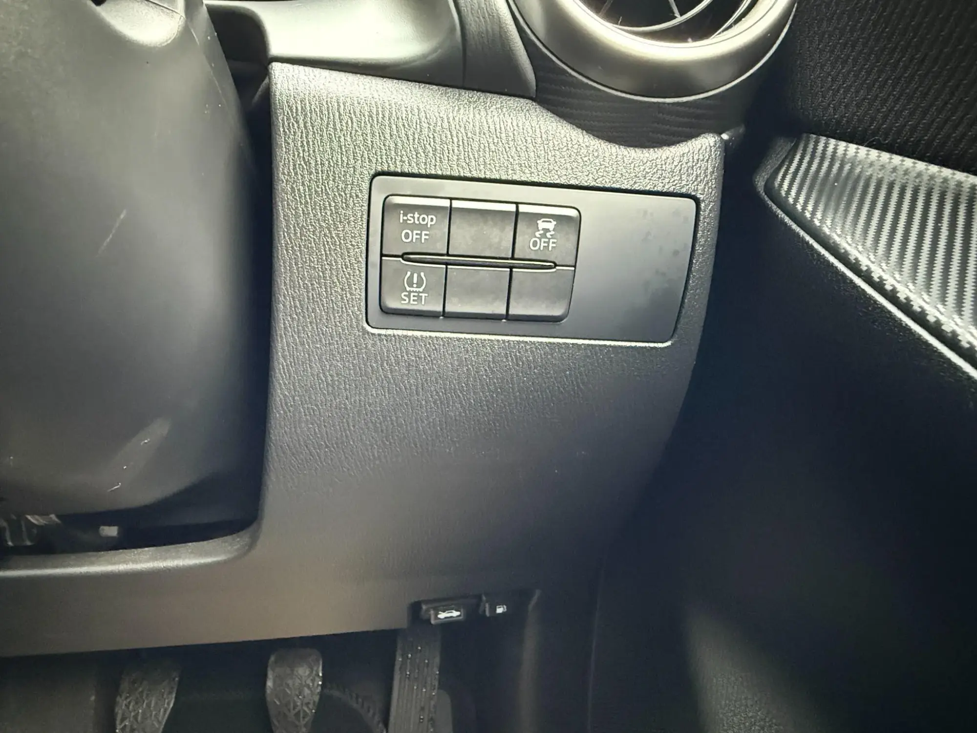 Mazda2 Image 33