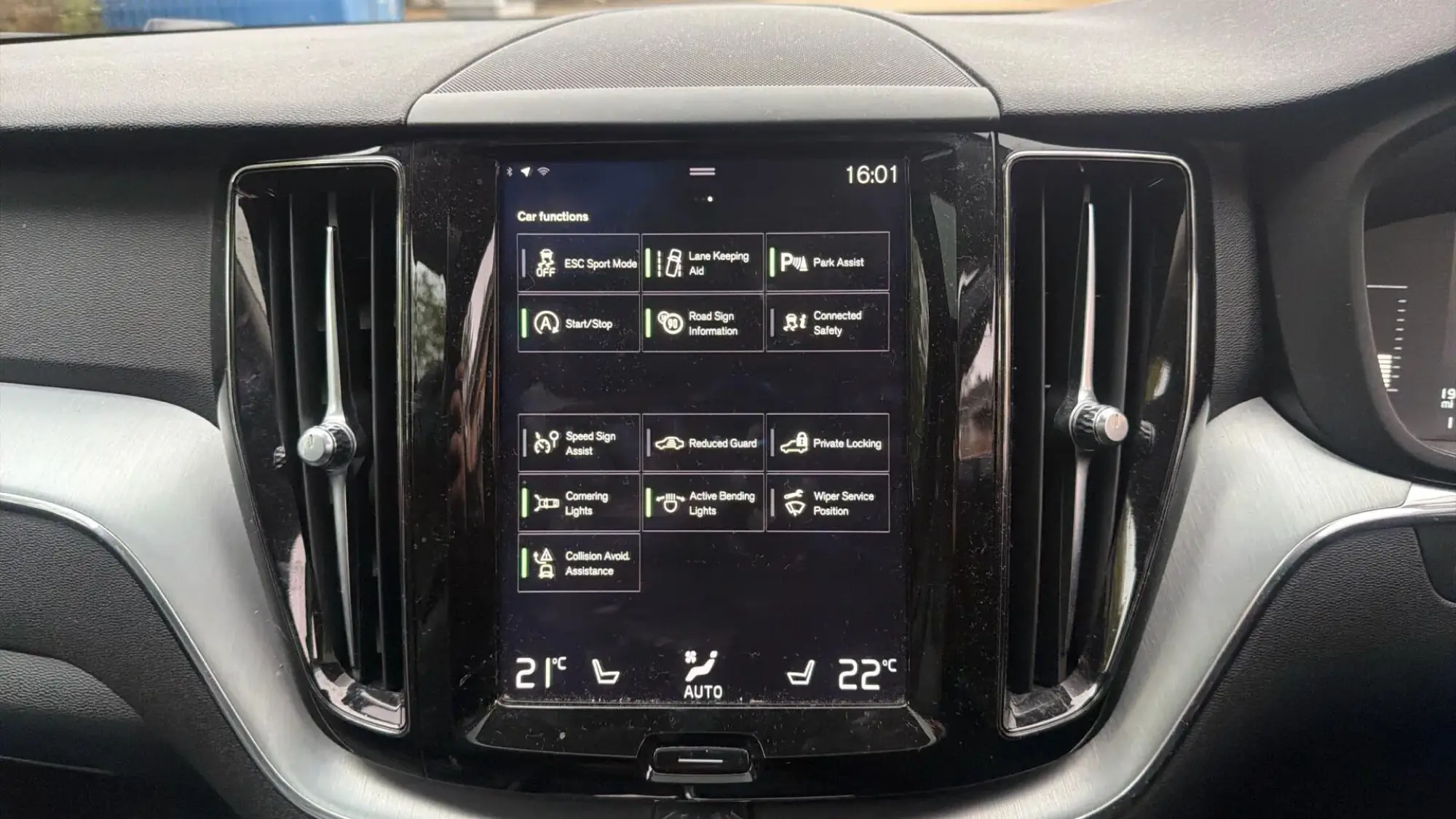 Volvo XC60 Image 16 Volvo XC60 Image 16